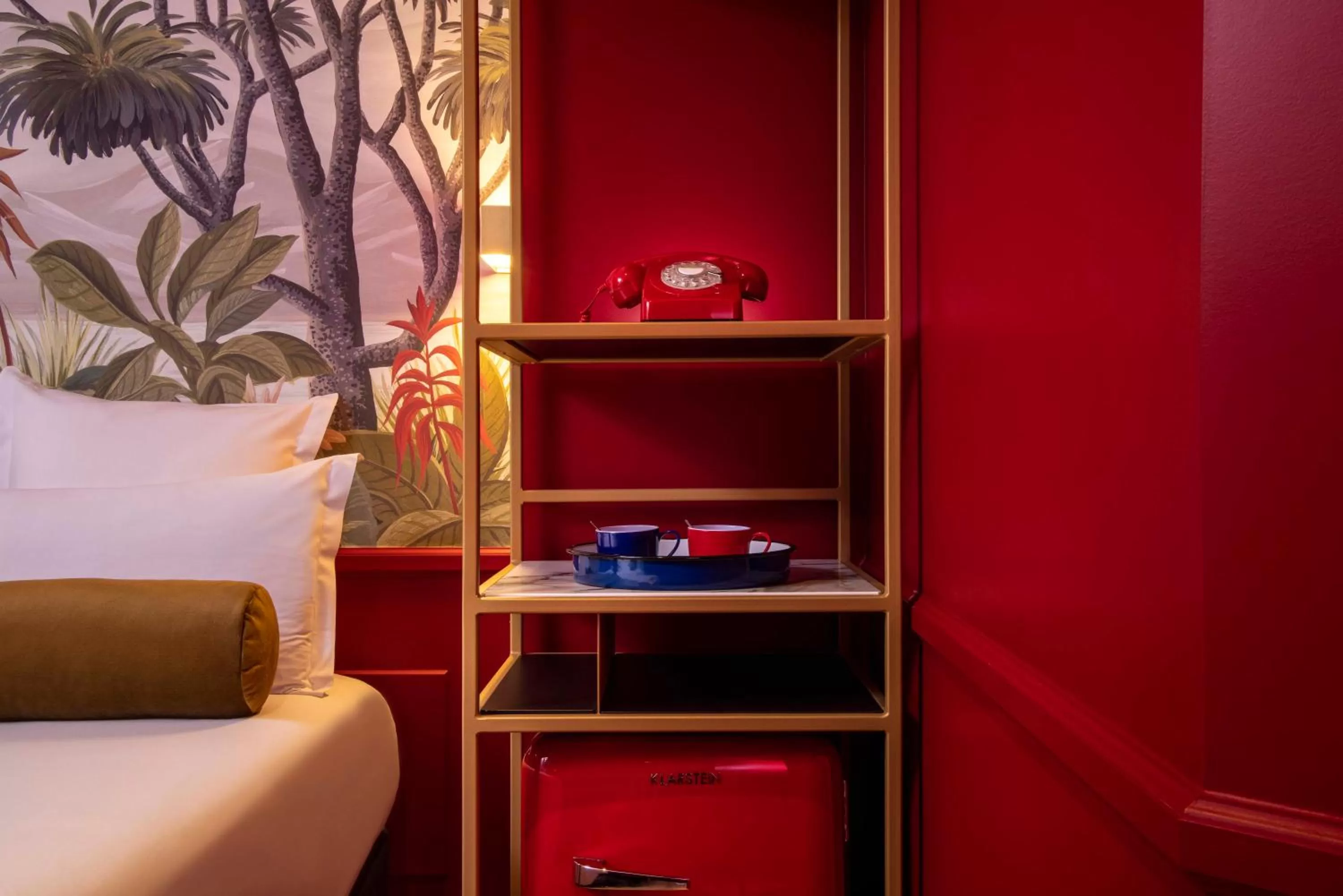 Coffee/tea facilities, Bed in Les Jardins Du Luxembourg