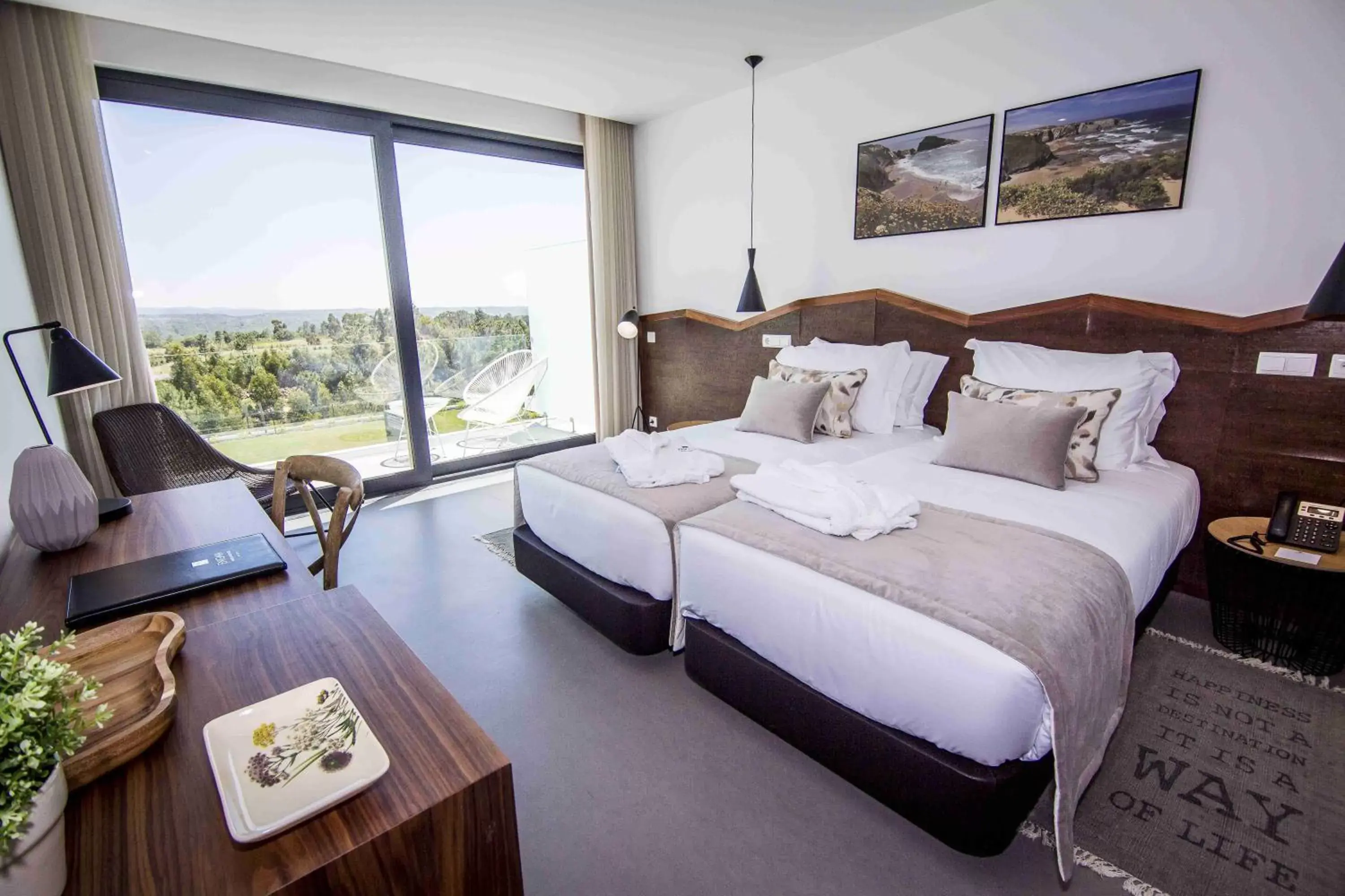 Bedroom, Bed in Enigma - Nature & Water Hotel