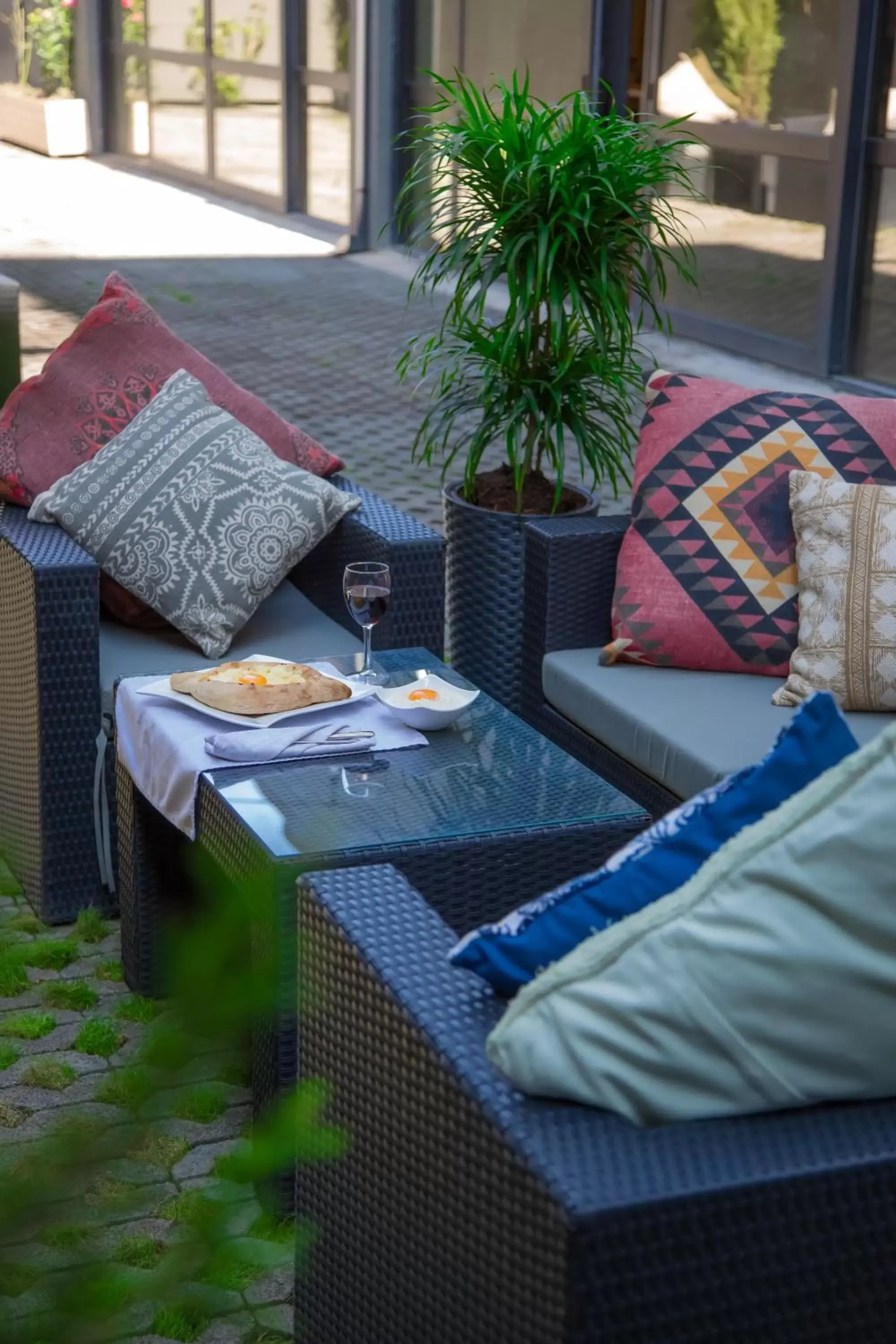 Seating area in Iveria Inn Hotel