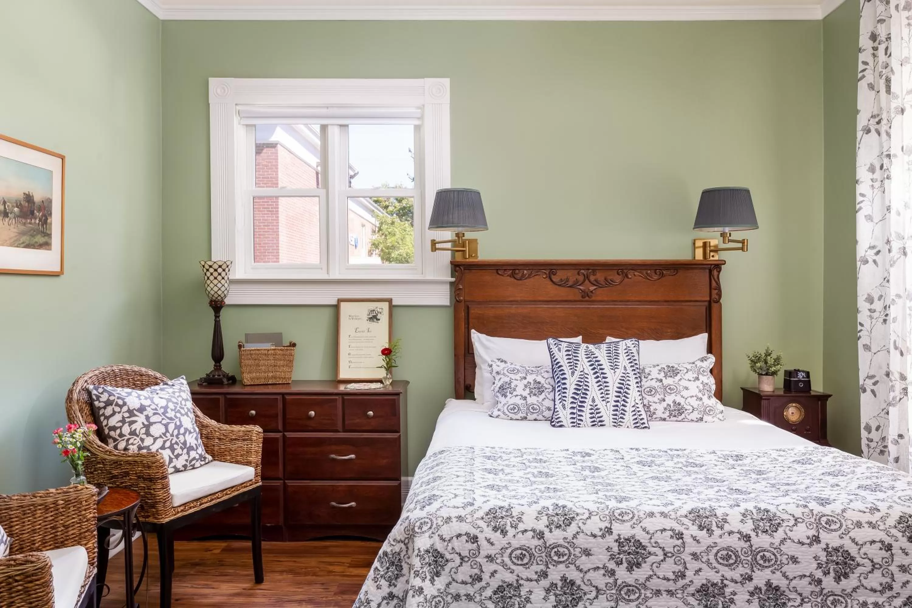 Bed in Garden Street Inn Downtown San Luis Obispo, A Kirkwood Collection Hotel