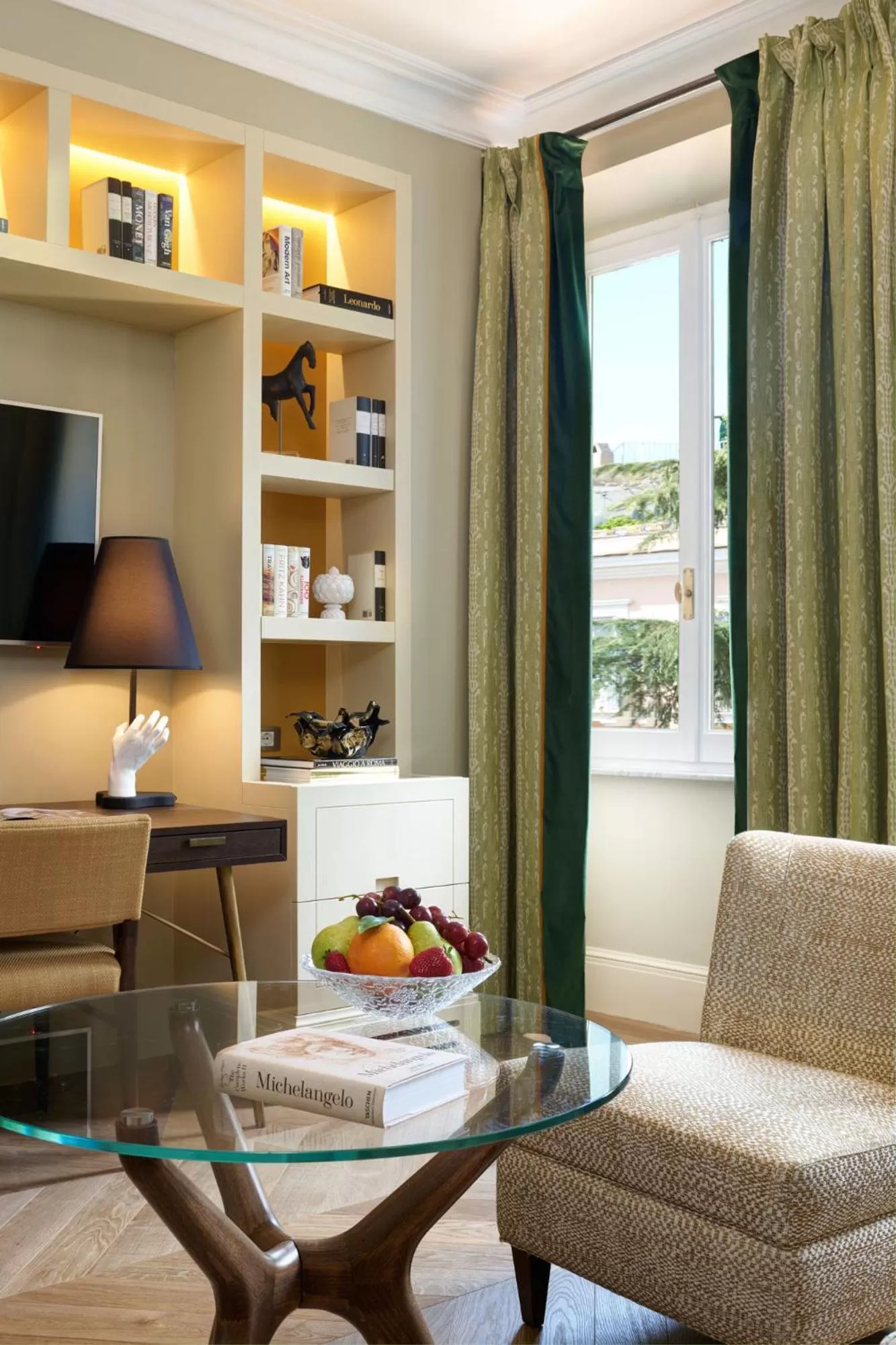 Restaurant/places to eat in Rocco Forte Hotel De Russie