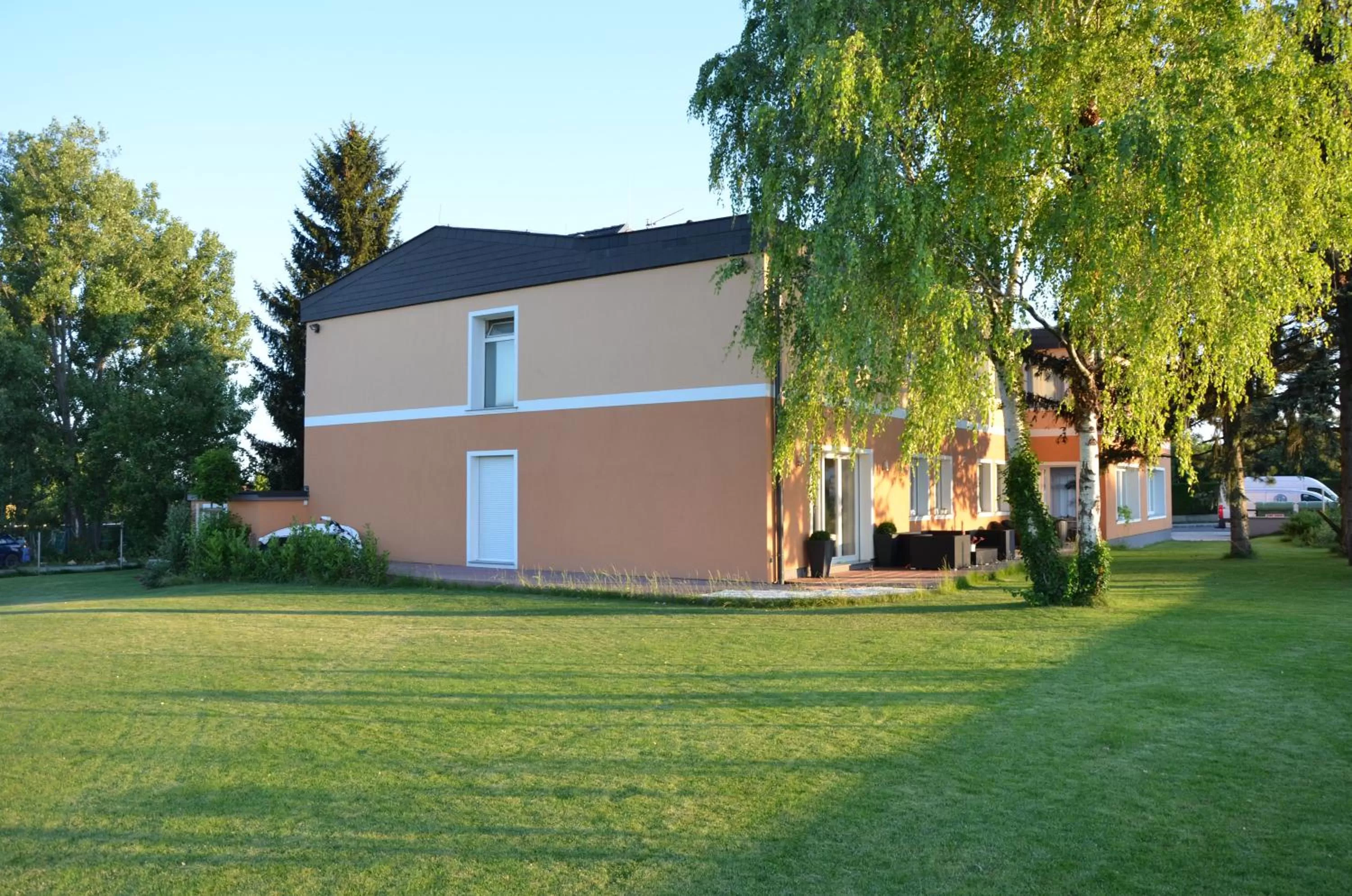 Property building in HOTEL MARIA