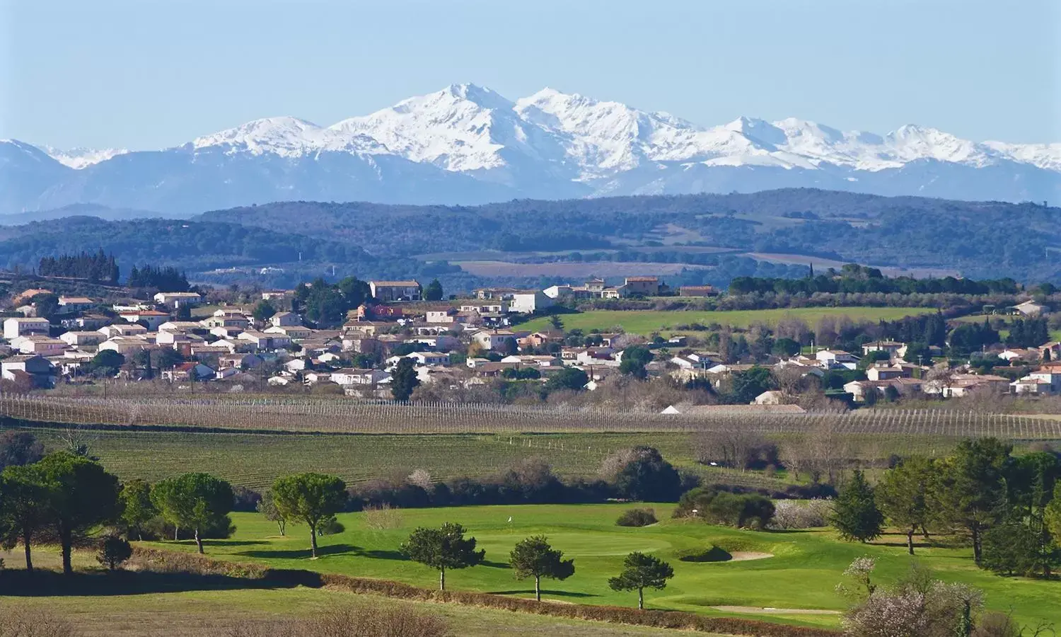 View (from property/room), Bird's-eye View in B&B-Les Balcons de Maragon