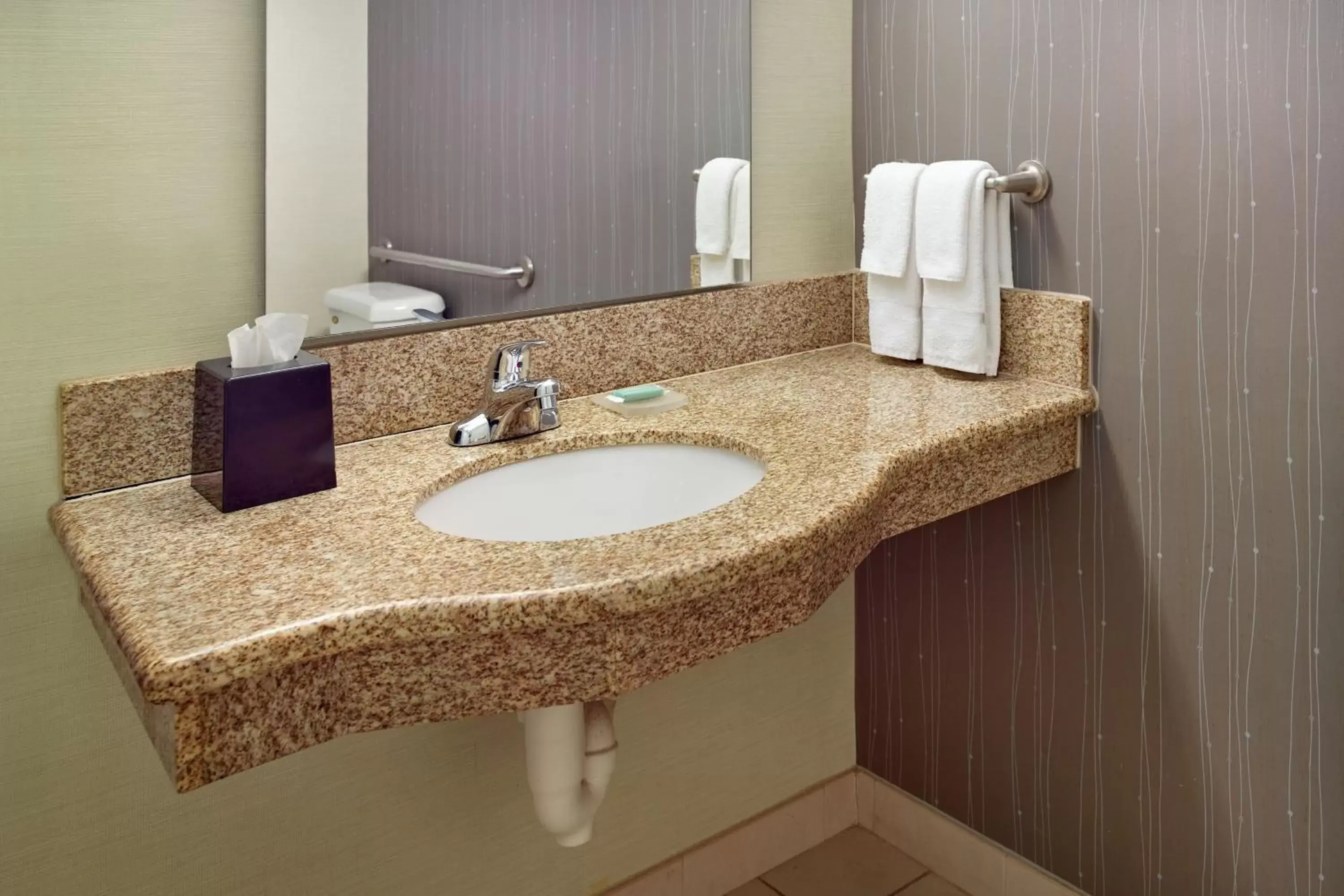 Photo of the whole room, Bathroom in Courtyard by Marriott Nashville Goodlettsville