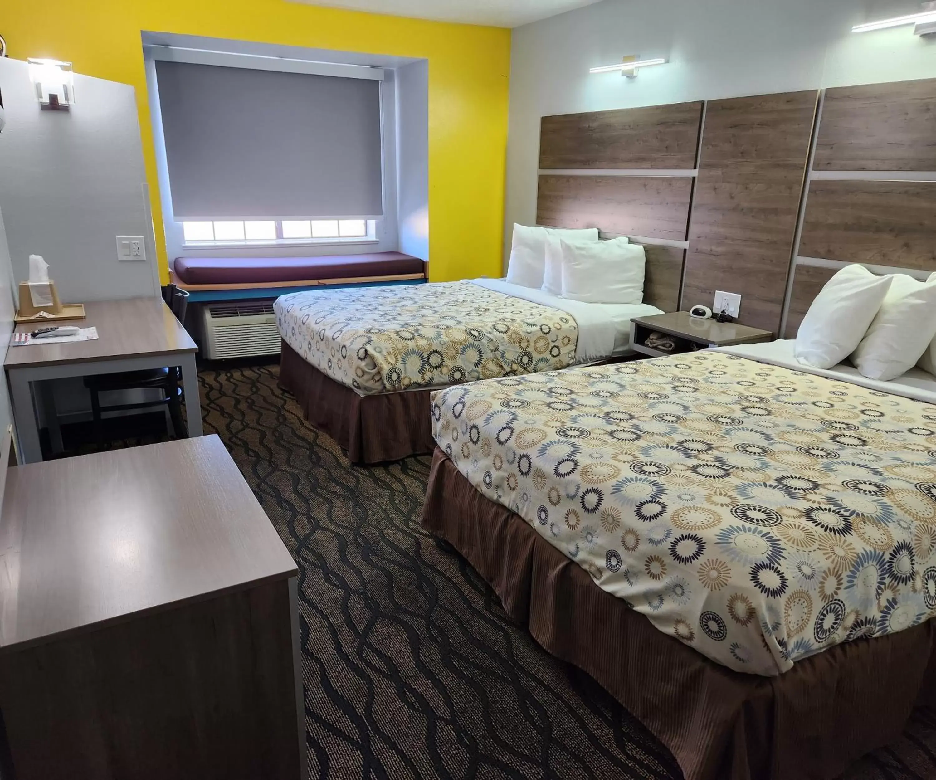 Standard with Two Queen Beds - QQ2 - Second Floor in Desert Inn Tucumcari