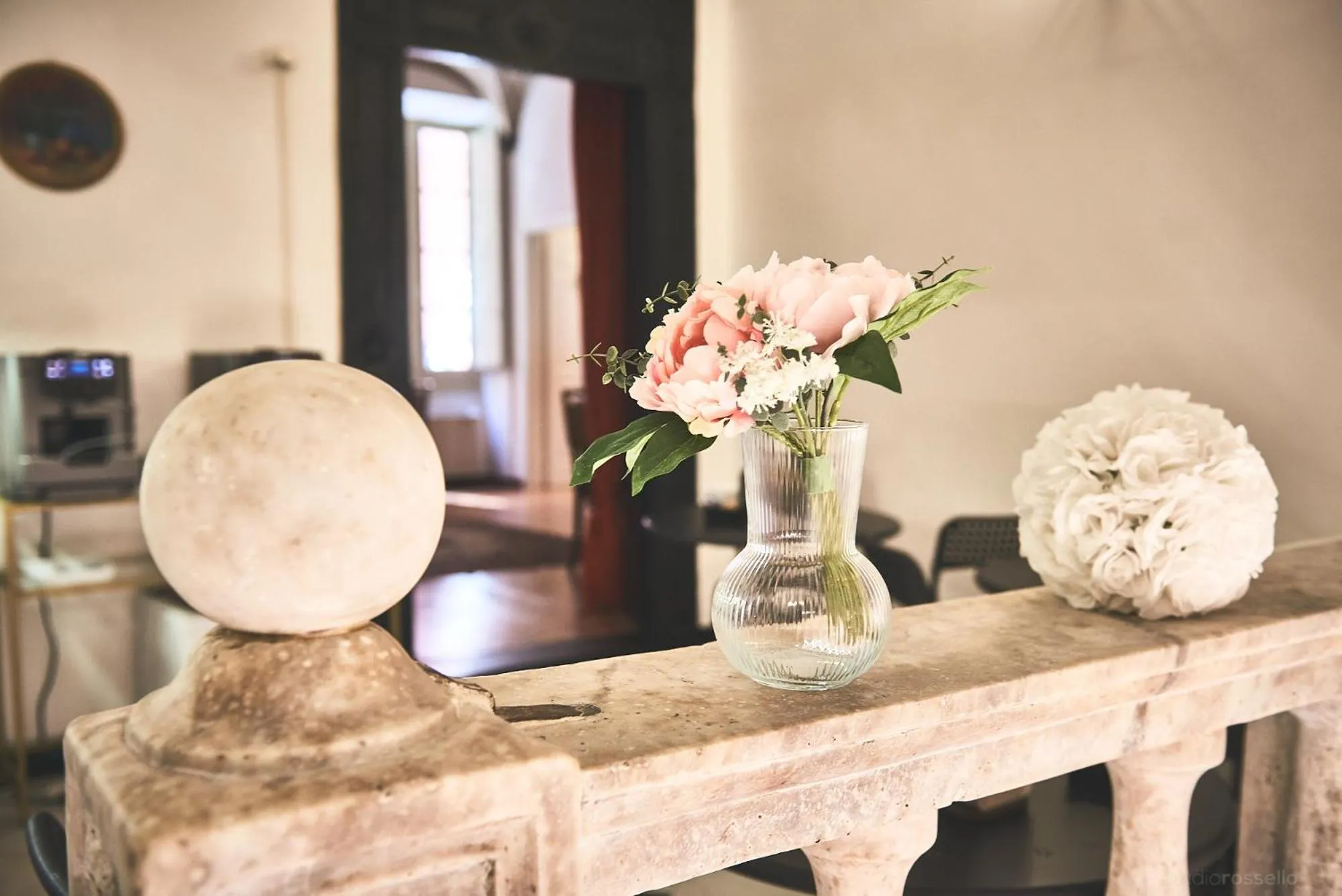 Decorative detail in Affittacamere San Teodoro