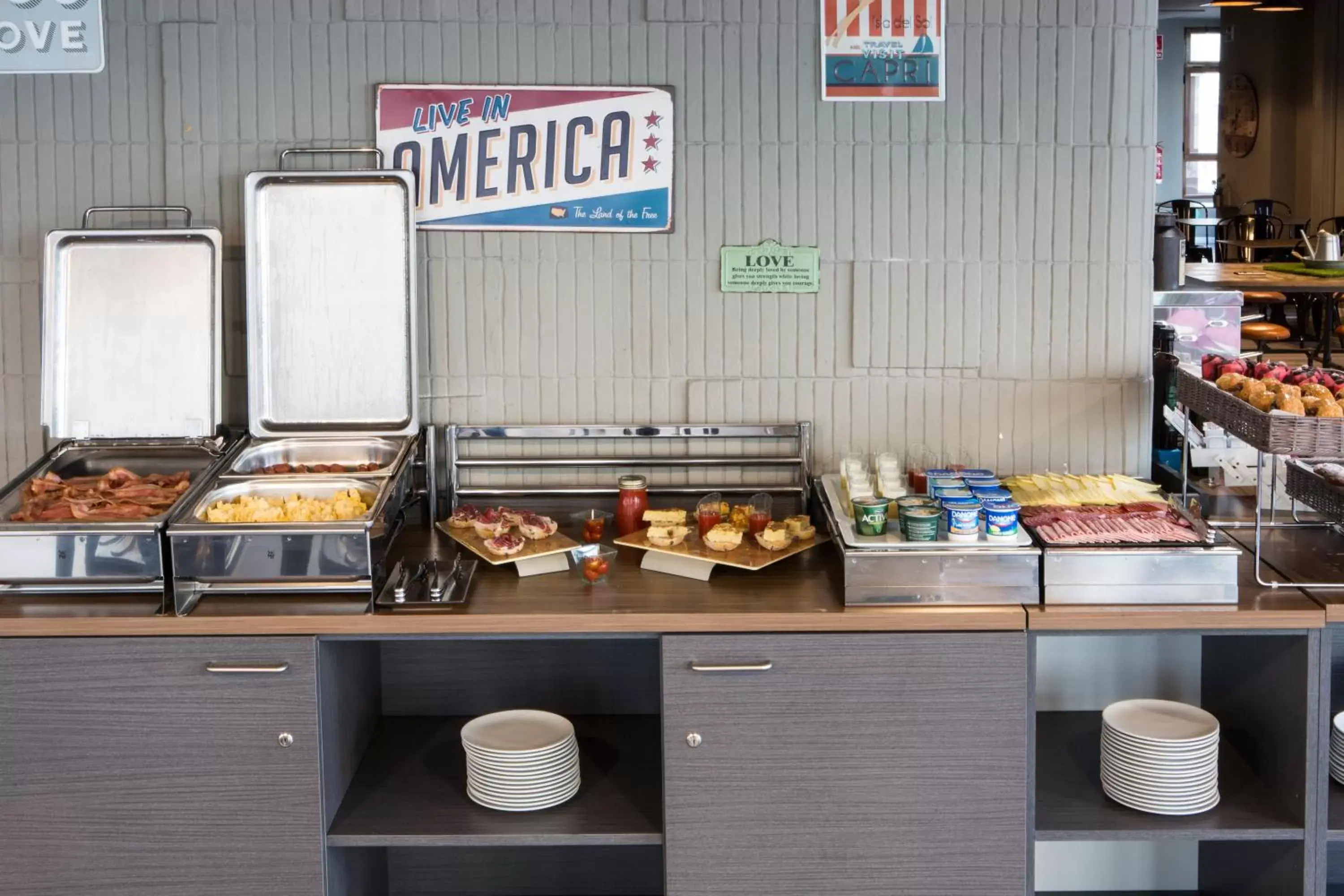 Buffet breakfast in Casual Vintage Valencia