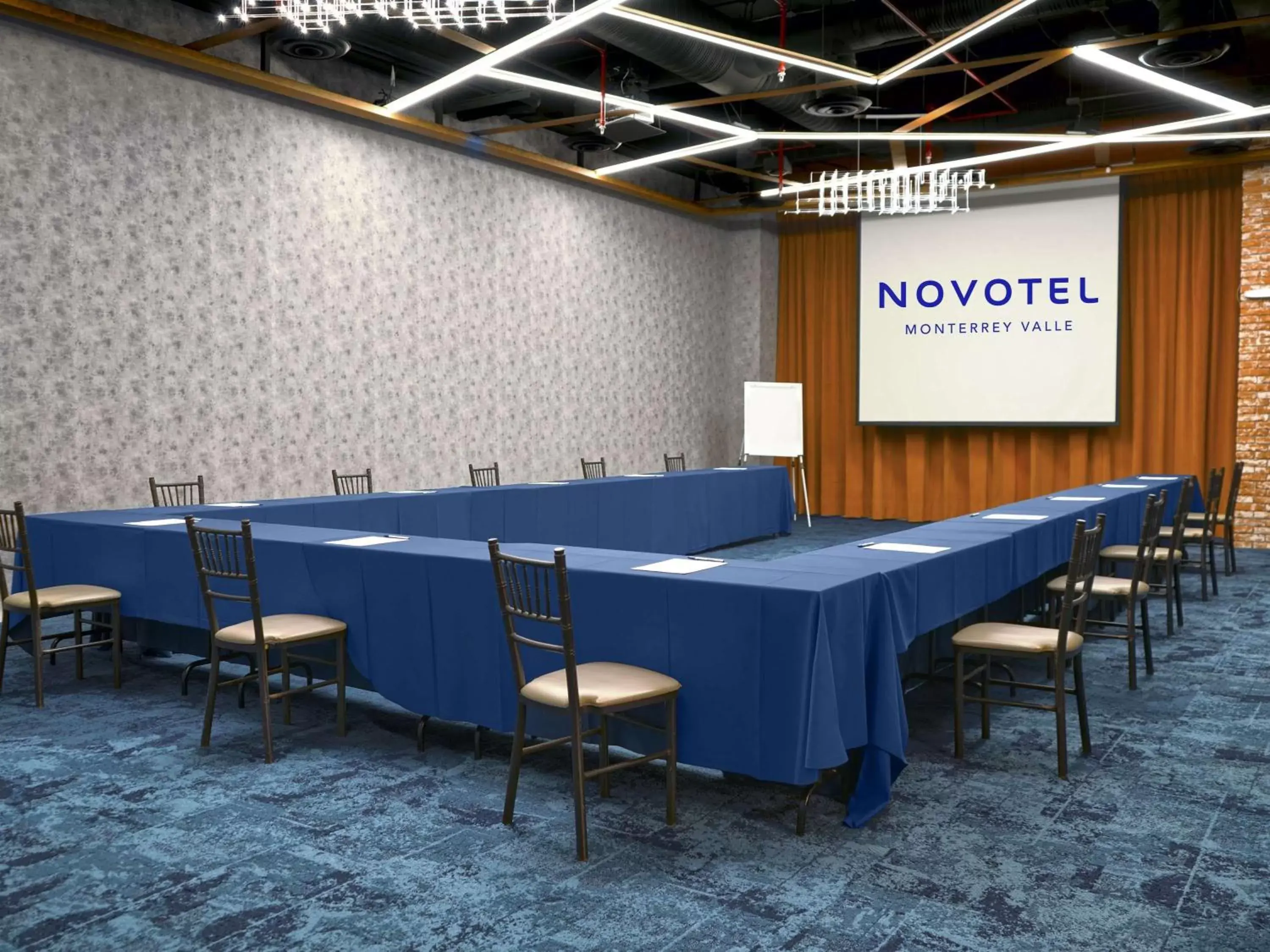 Meeting/conference room in Novotel Monterrey Valle