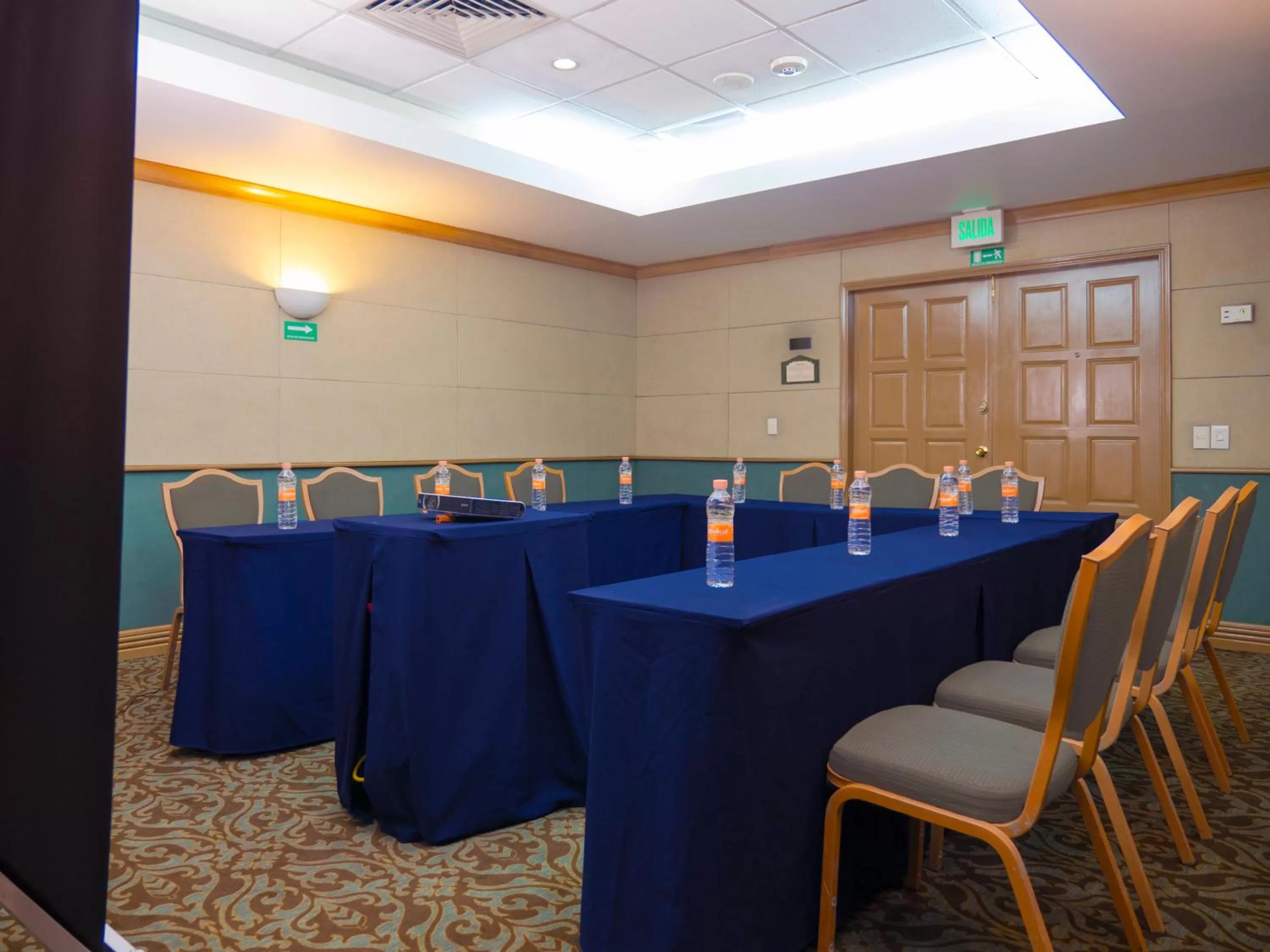 Meeting/conference room in Holiday Inn Express Torreon by IHG