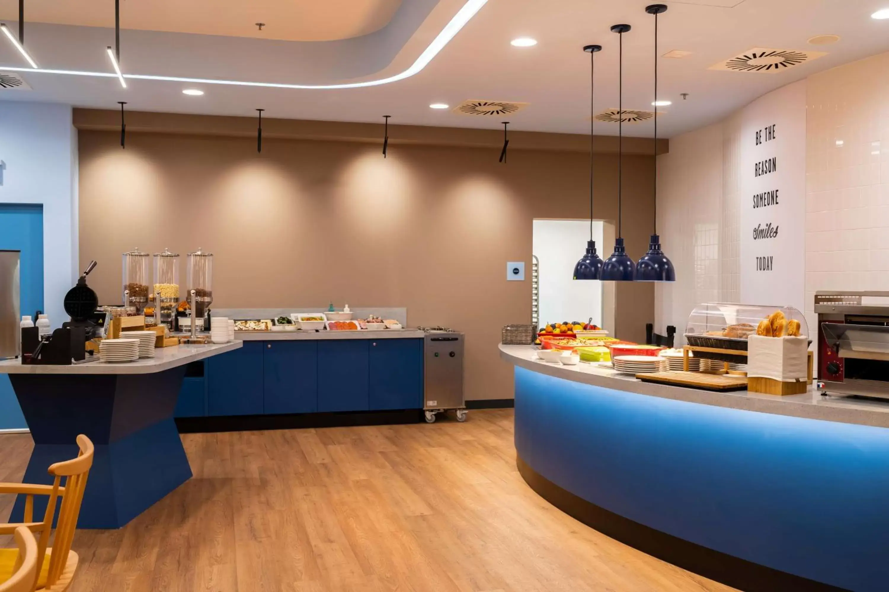 Breakfast, Restaurant/Places to Eat in Hampton By Hilton Budapest City Centre