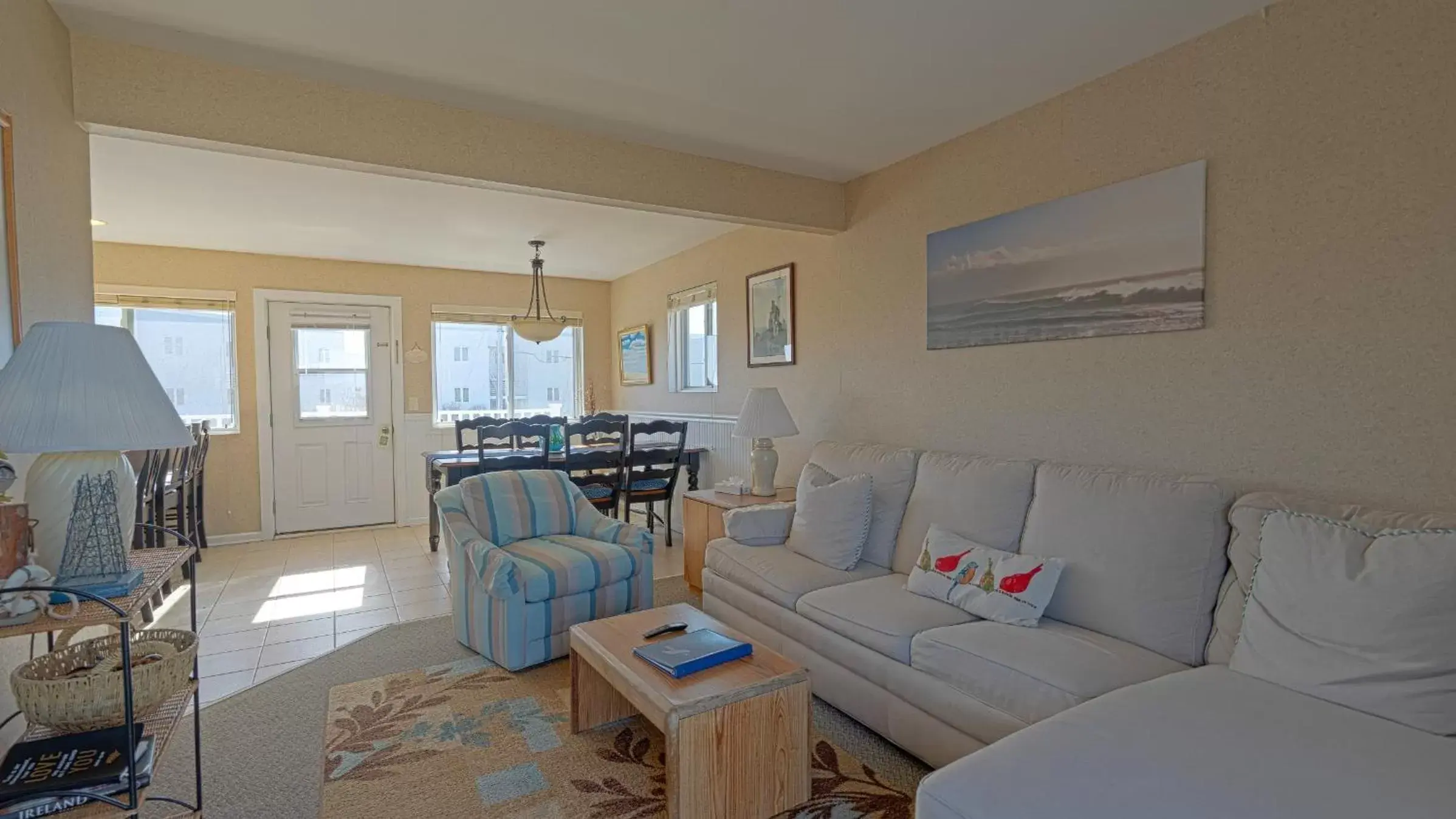 Seating Area in Sea Crest