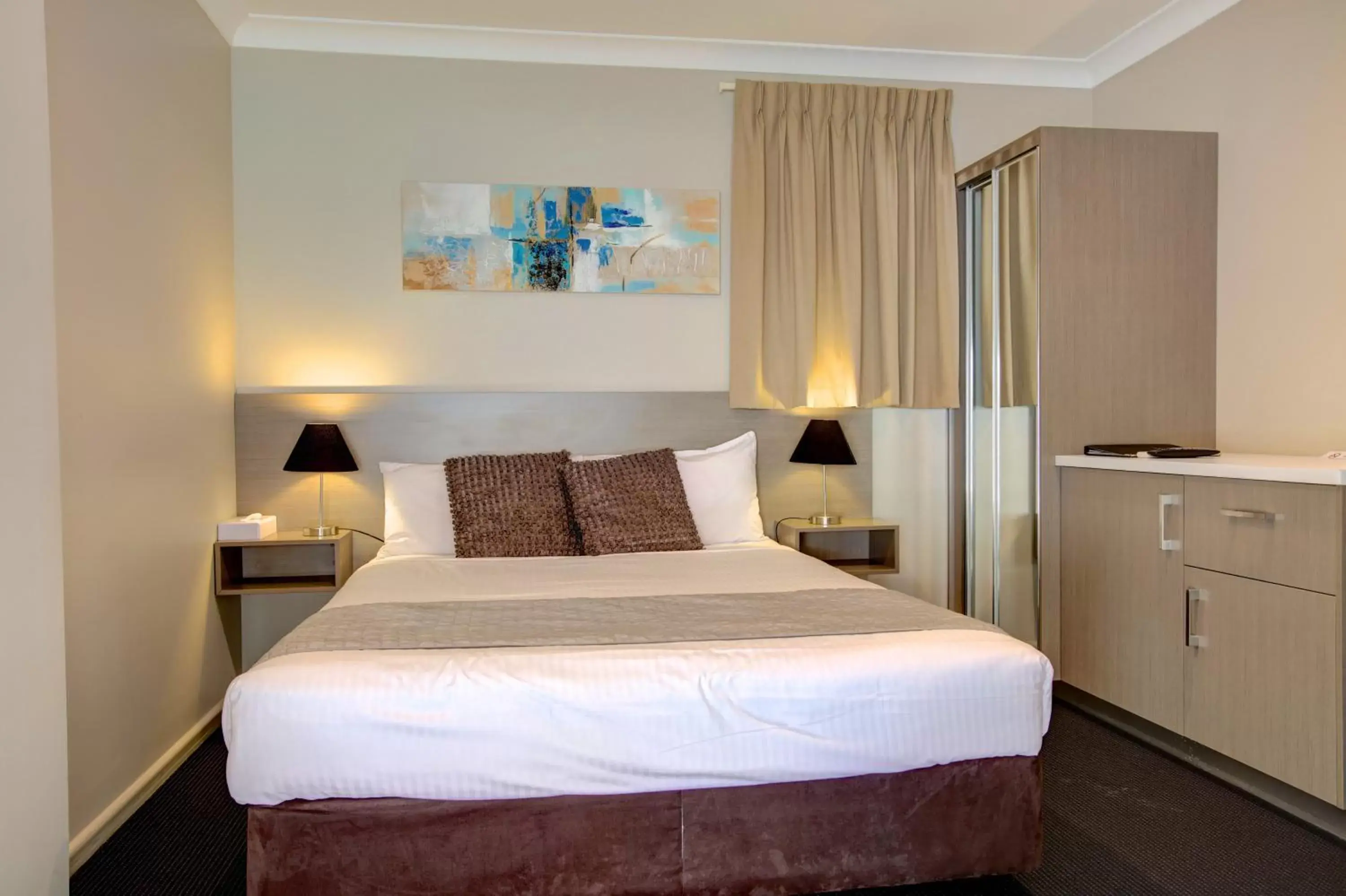 Bedroom, Bed in Beachpark Apartments Coffs Harbour