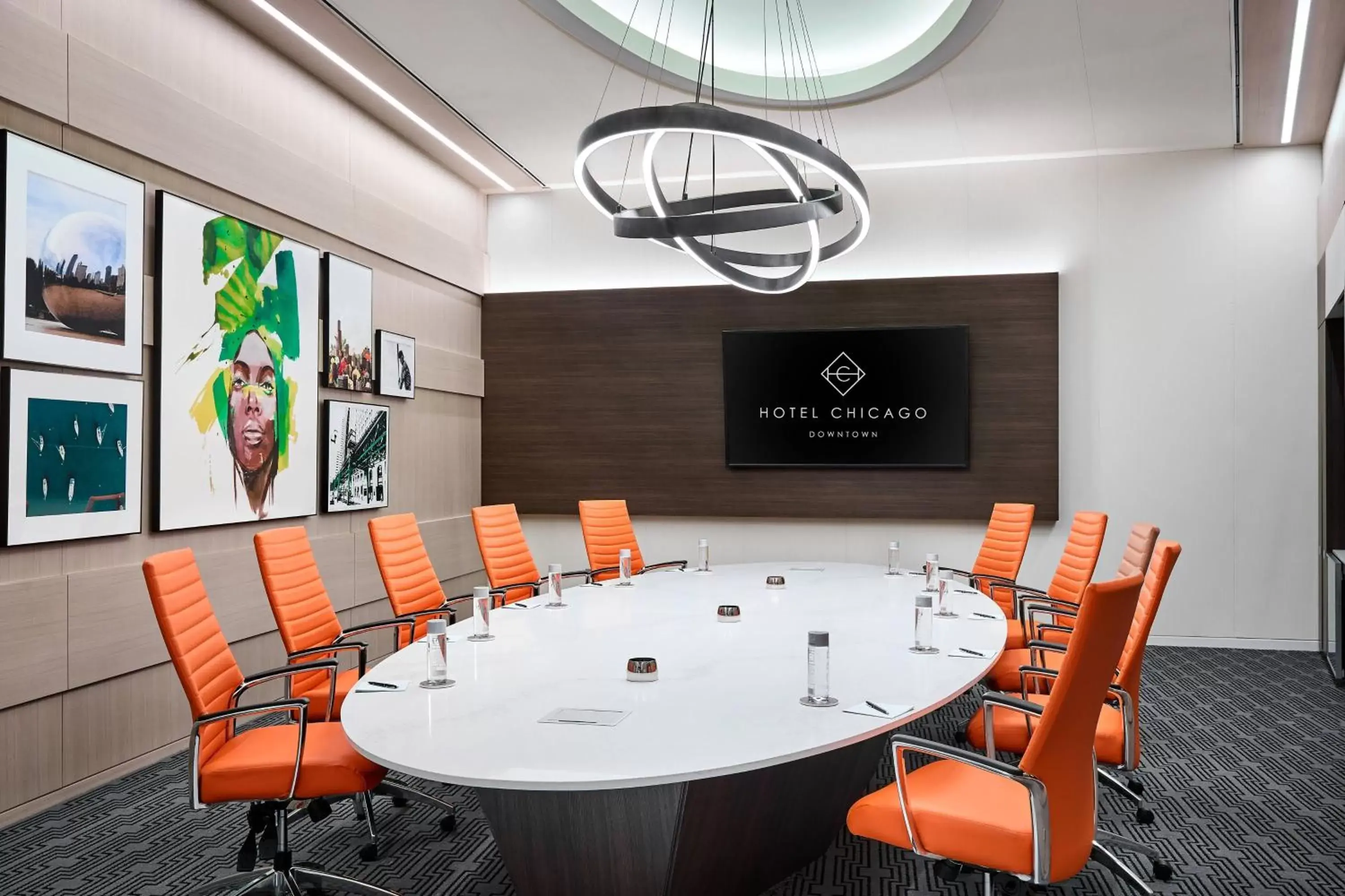 Meeting/conference room in Hotel Chicago Downtown, Autograph Collection