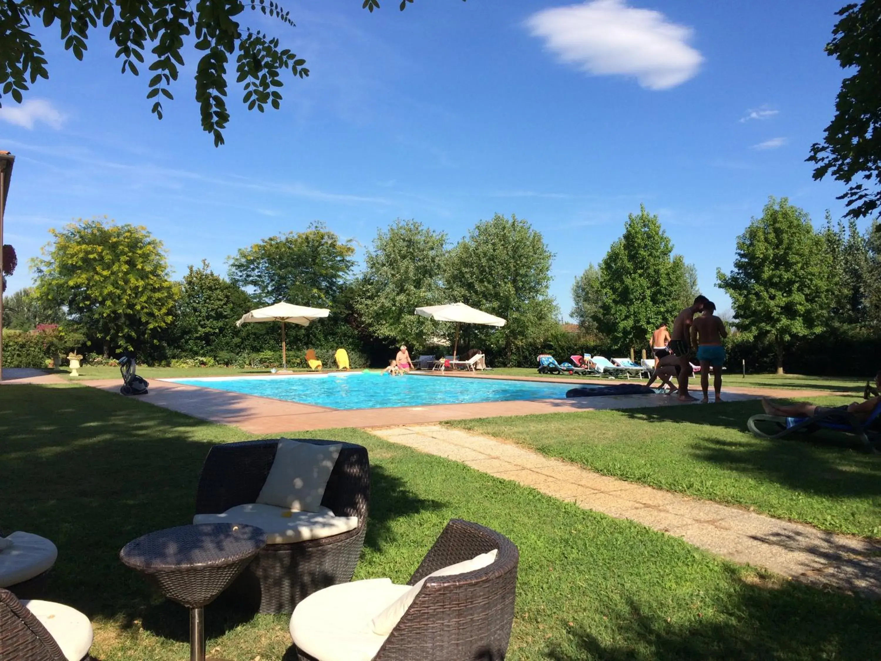 Garden, Swimming Pool in Cà Rocca Relais