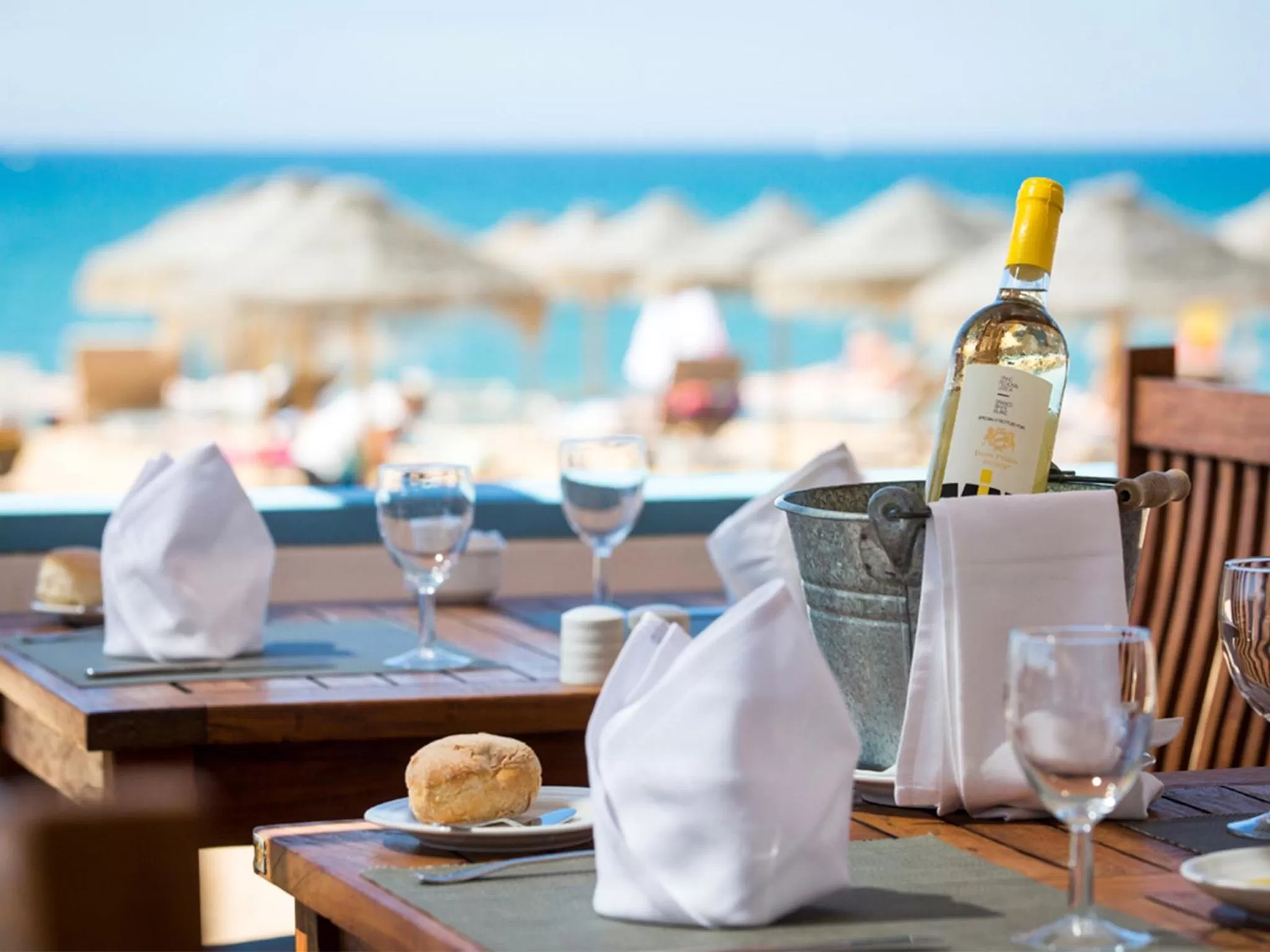 Restaurant/places to eat in Dom Pedro Marina