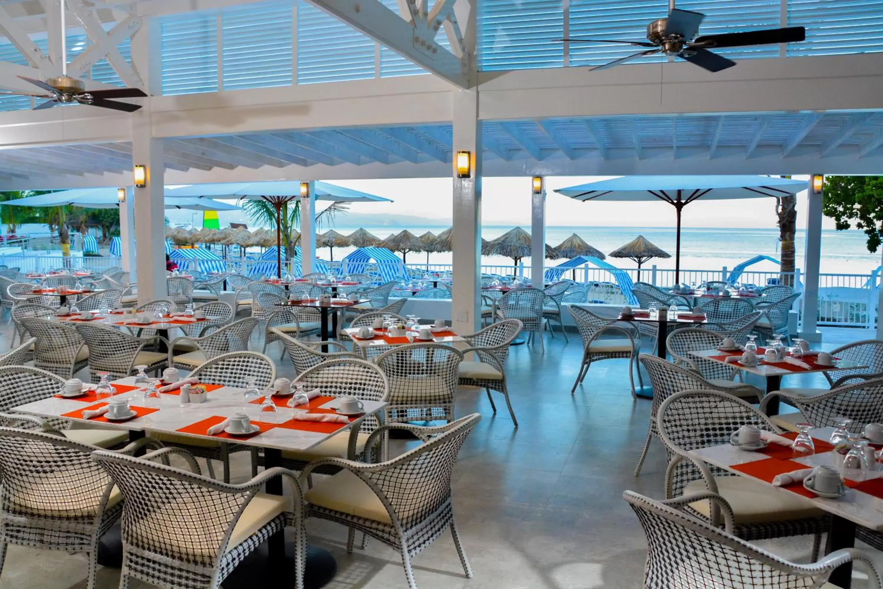 Restaurant/Places to Eat in Royal Decameron Cornwall Beach - All Inclusive