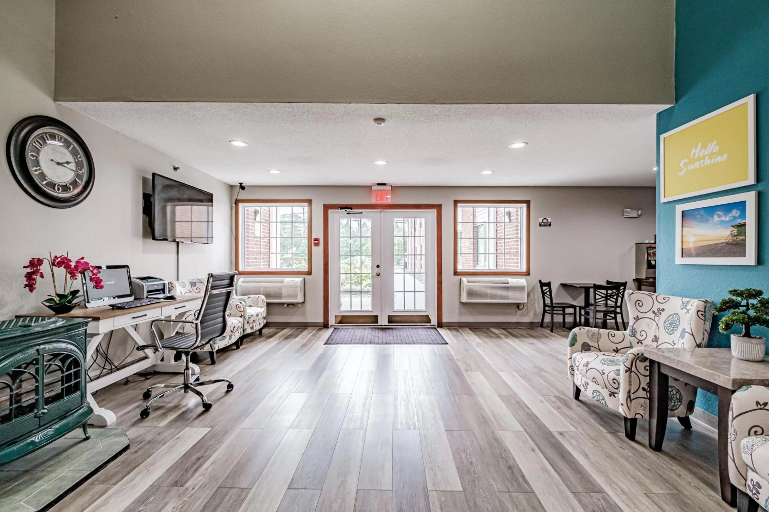 Lobby or reception in Days Inn by Wyndham Brunswick Bath Area