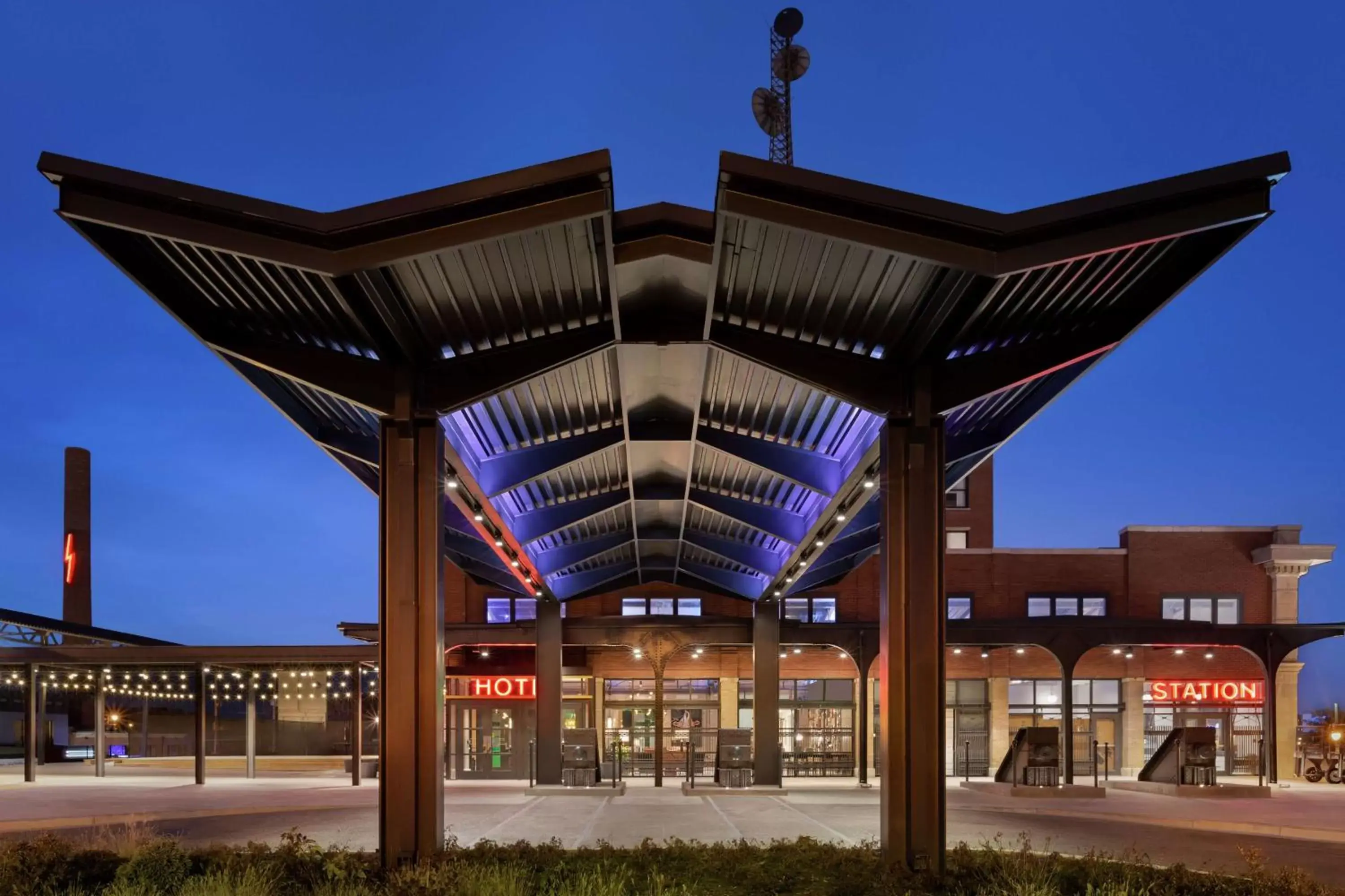 Property Building in The Central Station Memphis, Curio Collection By Hilton