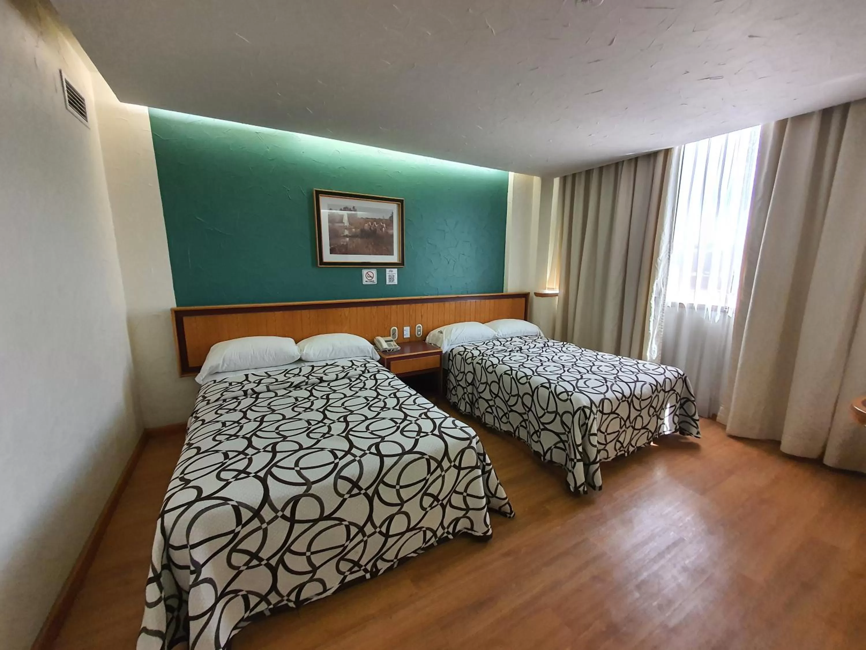 Bedroom, Bed in Hotel Alcampo