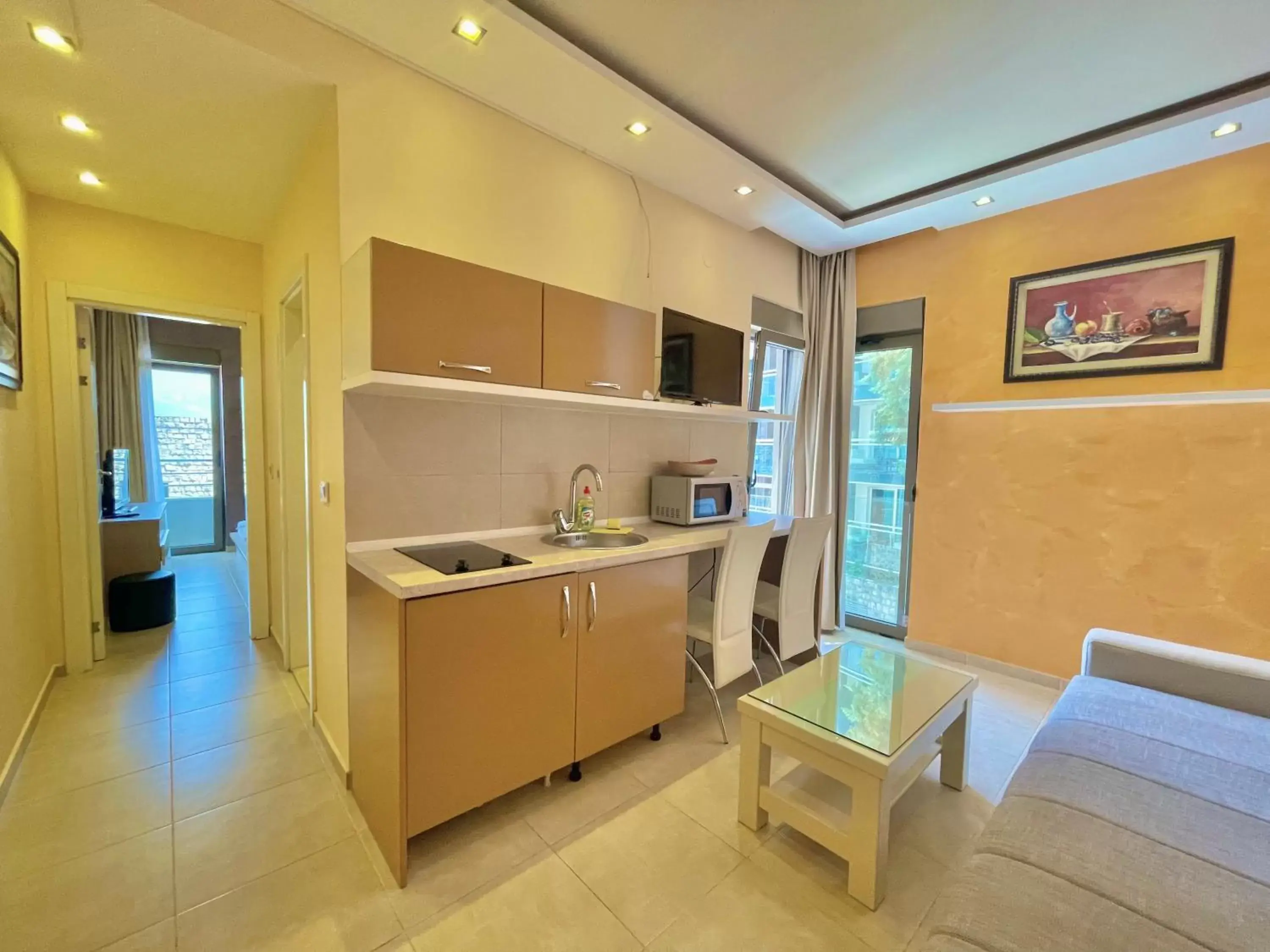 Kitchen or kitchenette, Kitchen/Kitchenette in Hotel Butua Residence