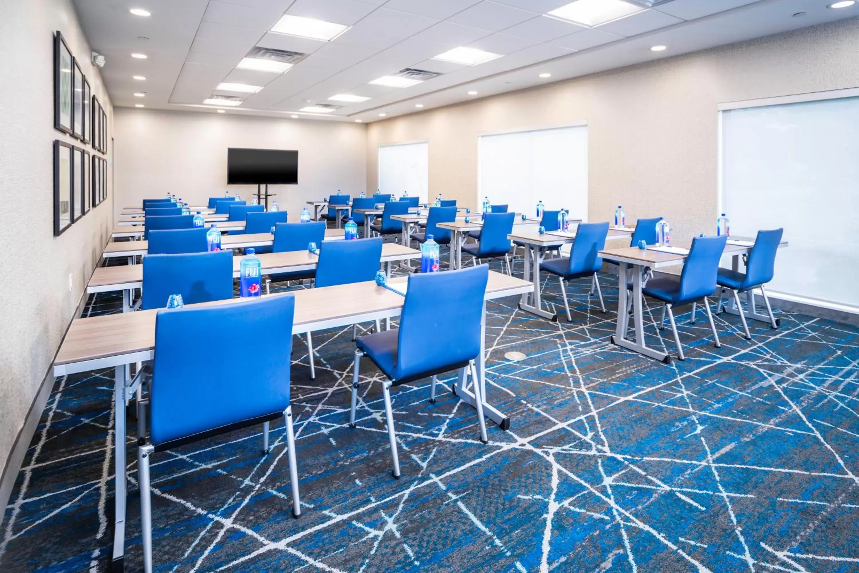 Meeting/conference room in Holiday Inn Express - Brevard, an IHG Hotel