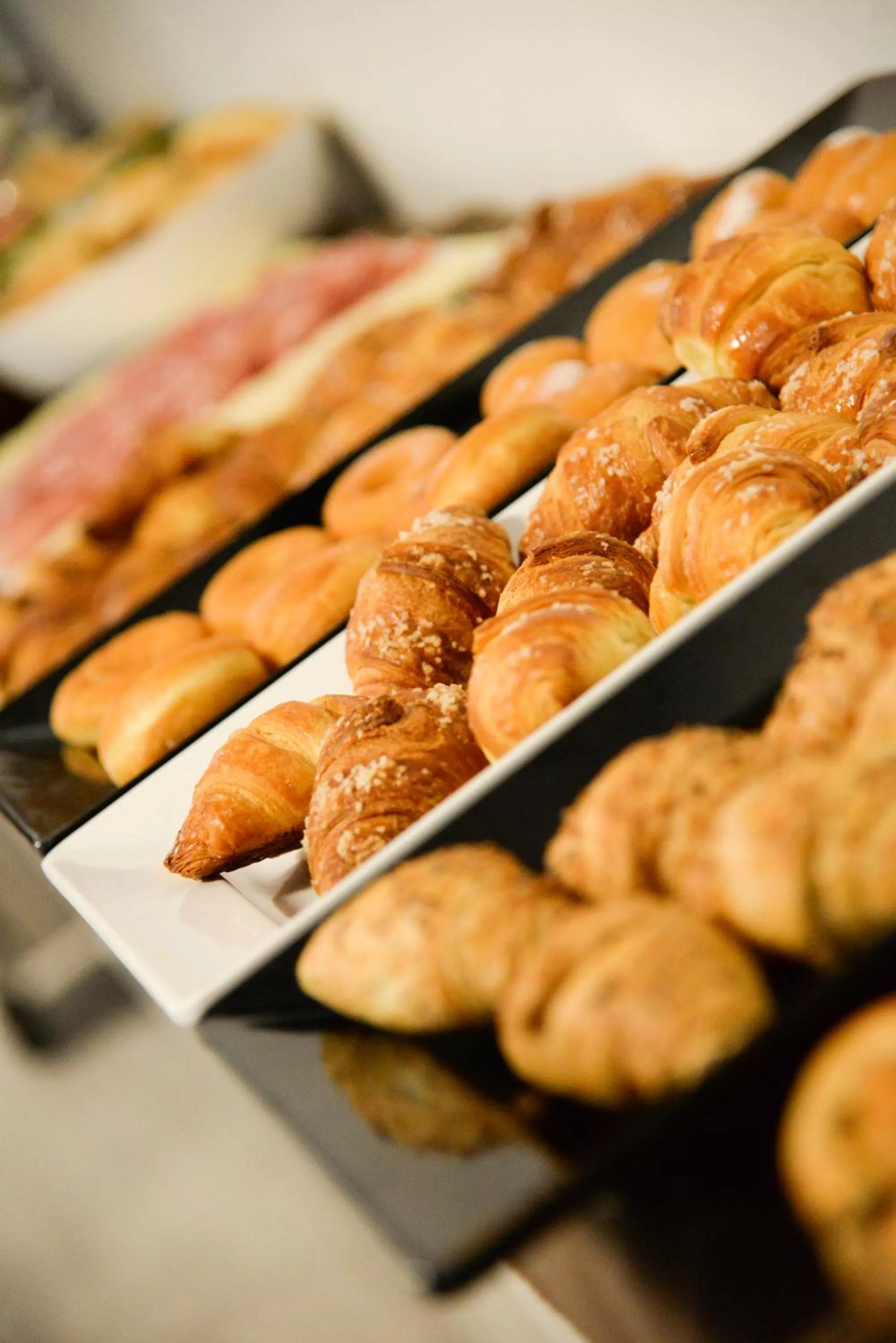 Breakfast in Infinity