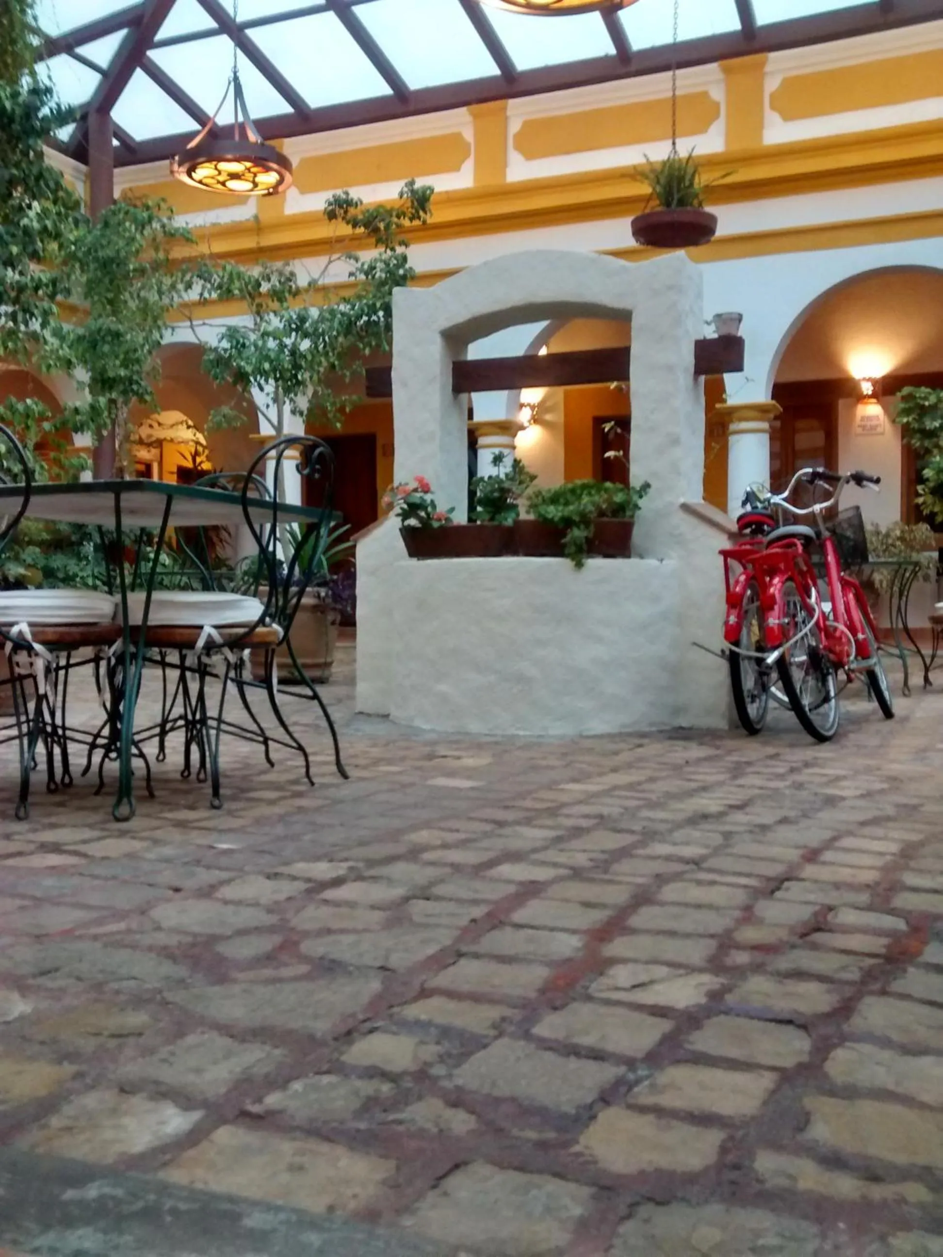 Patio in Hotel Casa Margarita