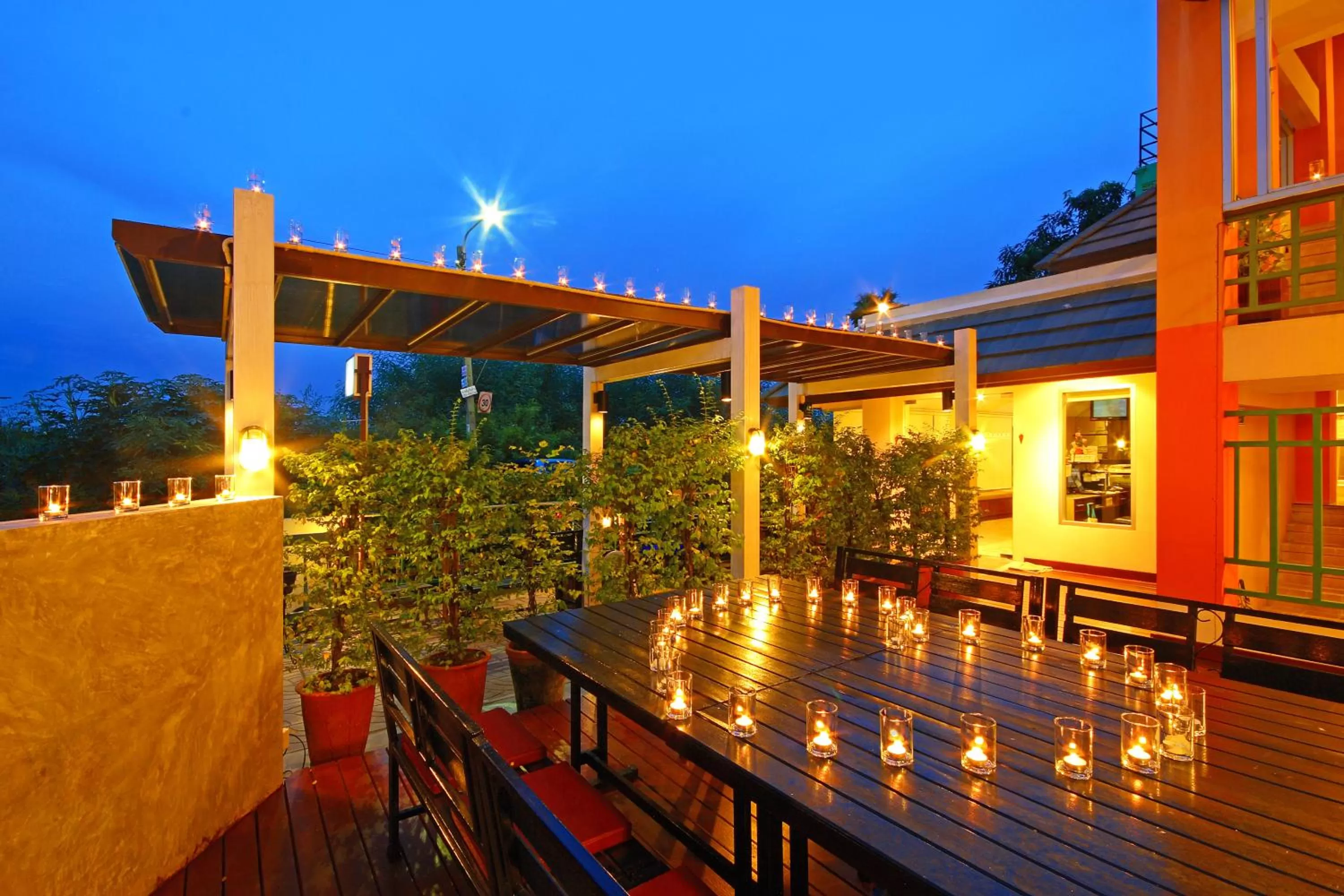 Facade/entrance in Floral Shire Suvarnabhumi Airport