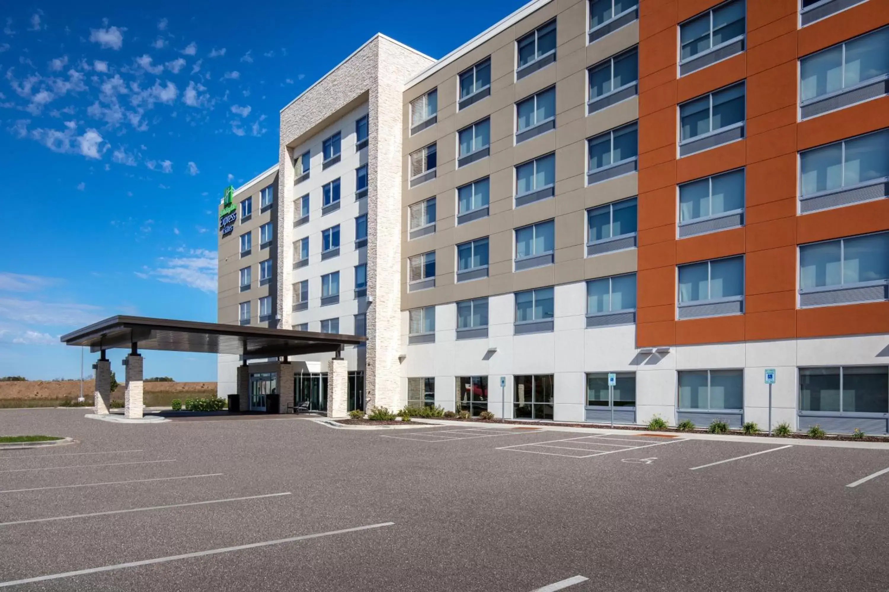 Property Building in Holiday Inn Express & Suites - Beloit, an IHG Hotel