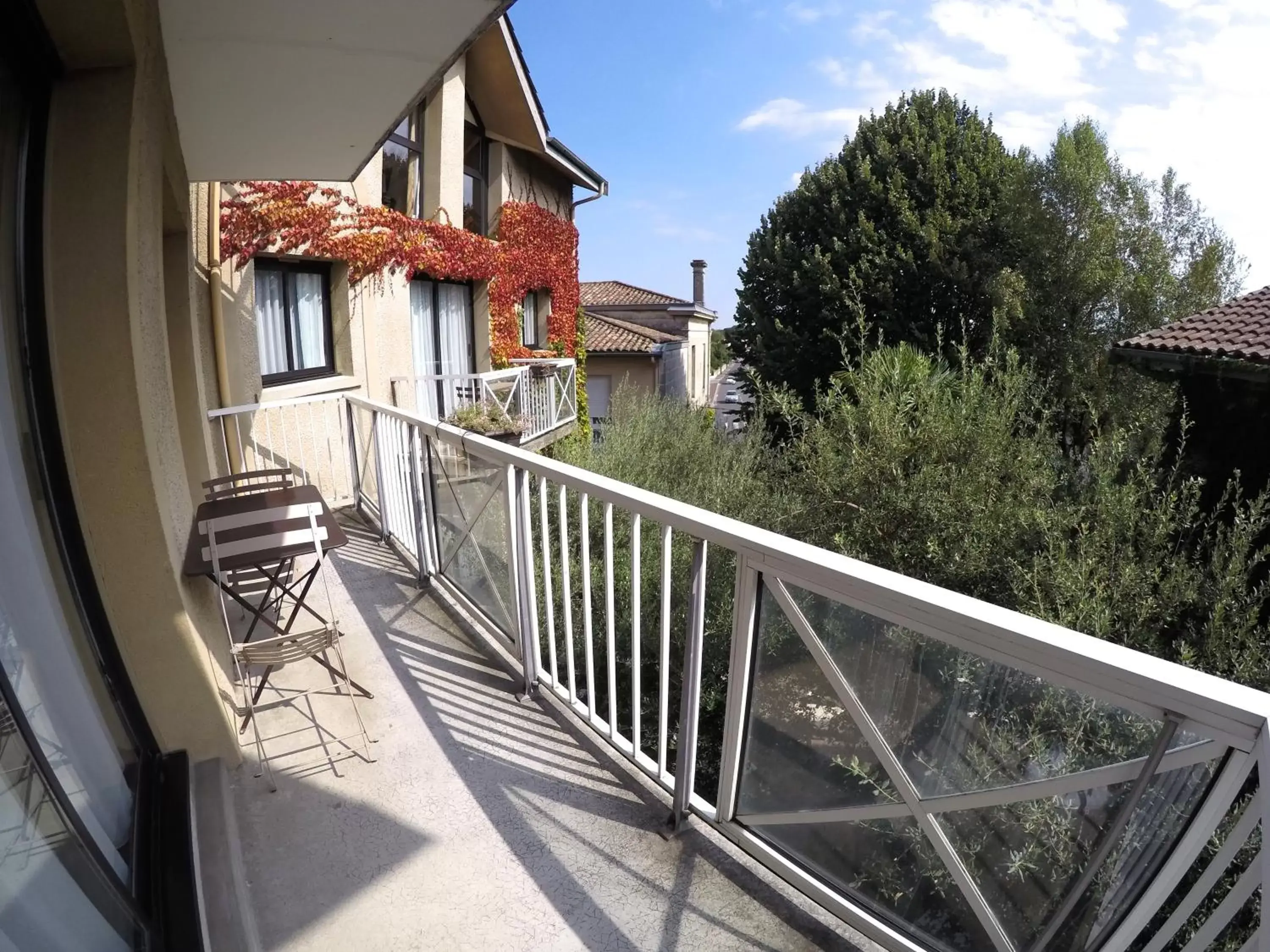 Balcony/Terrace in Noemys Gradignan - ex Cit'Hotel Le Chalet Lyrique