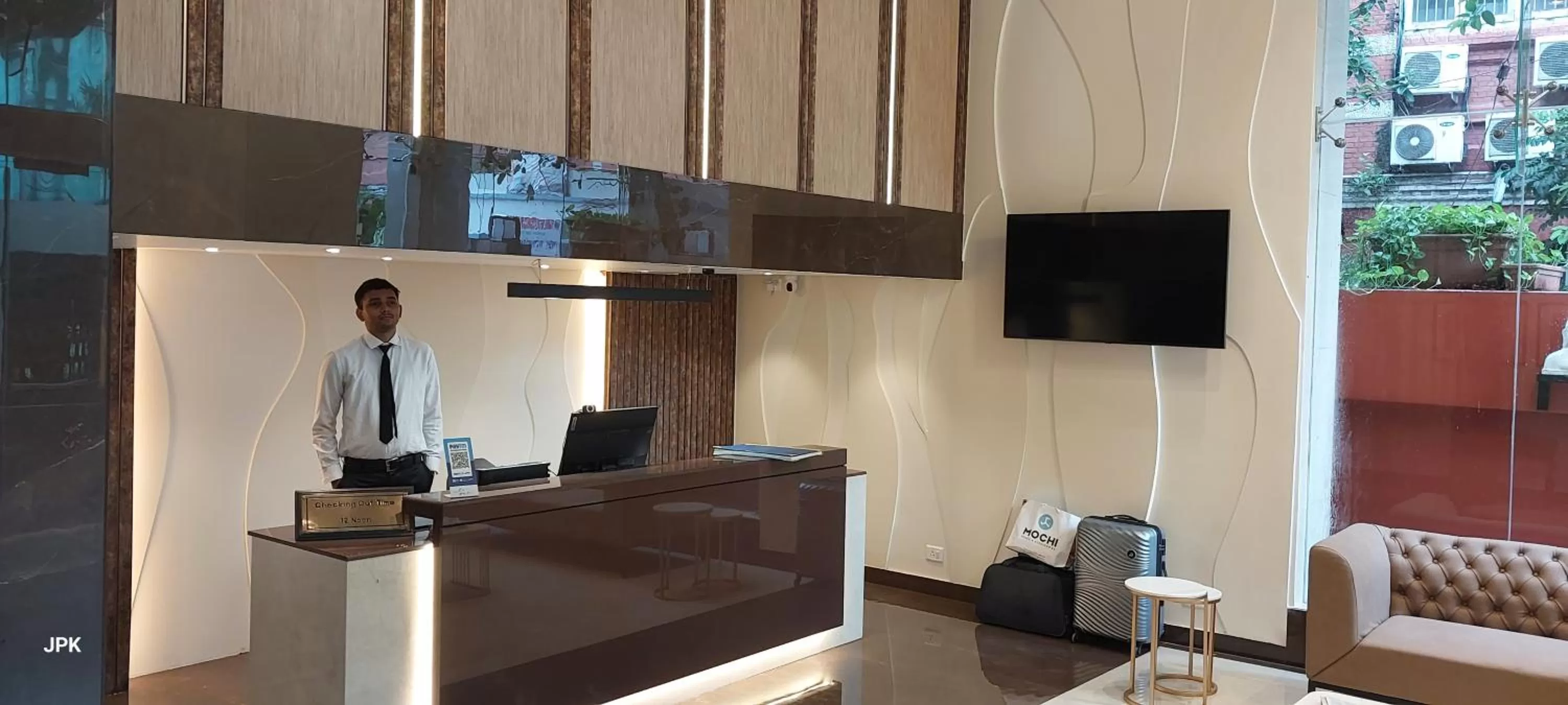 Property building in Lytton Hotel