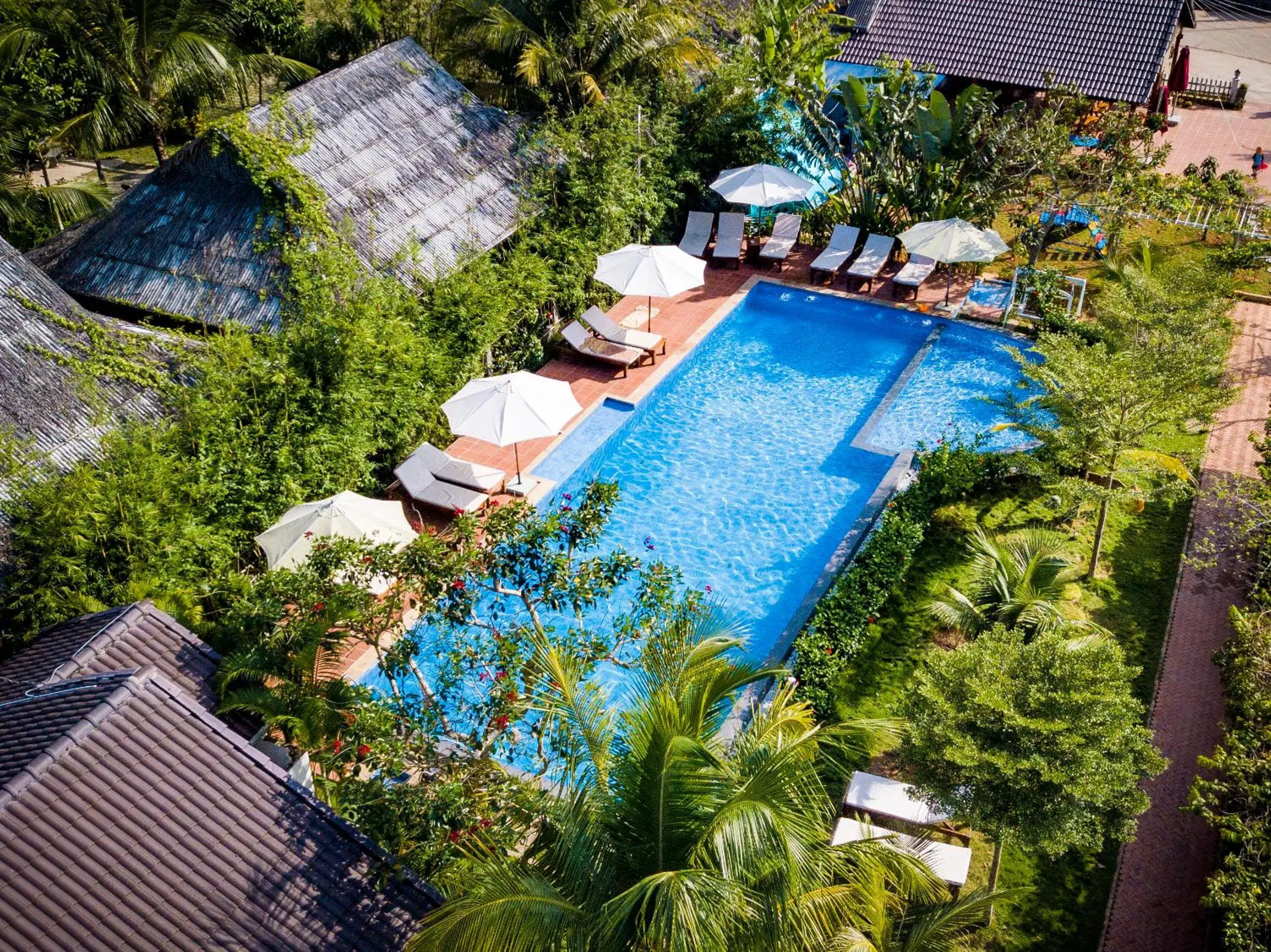 Day, Pool View in La Casa Resort