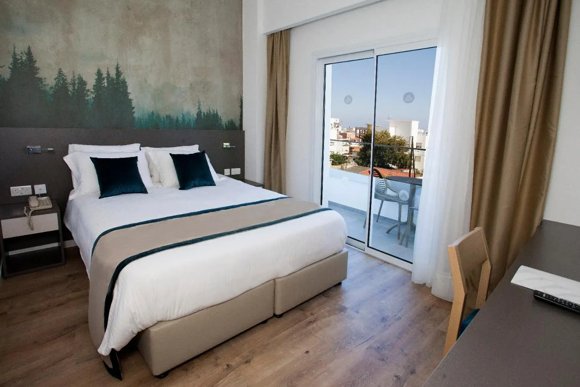 Bedroom, Bed in Pefkos City Hotel