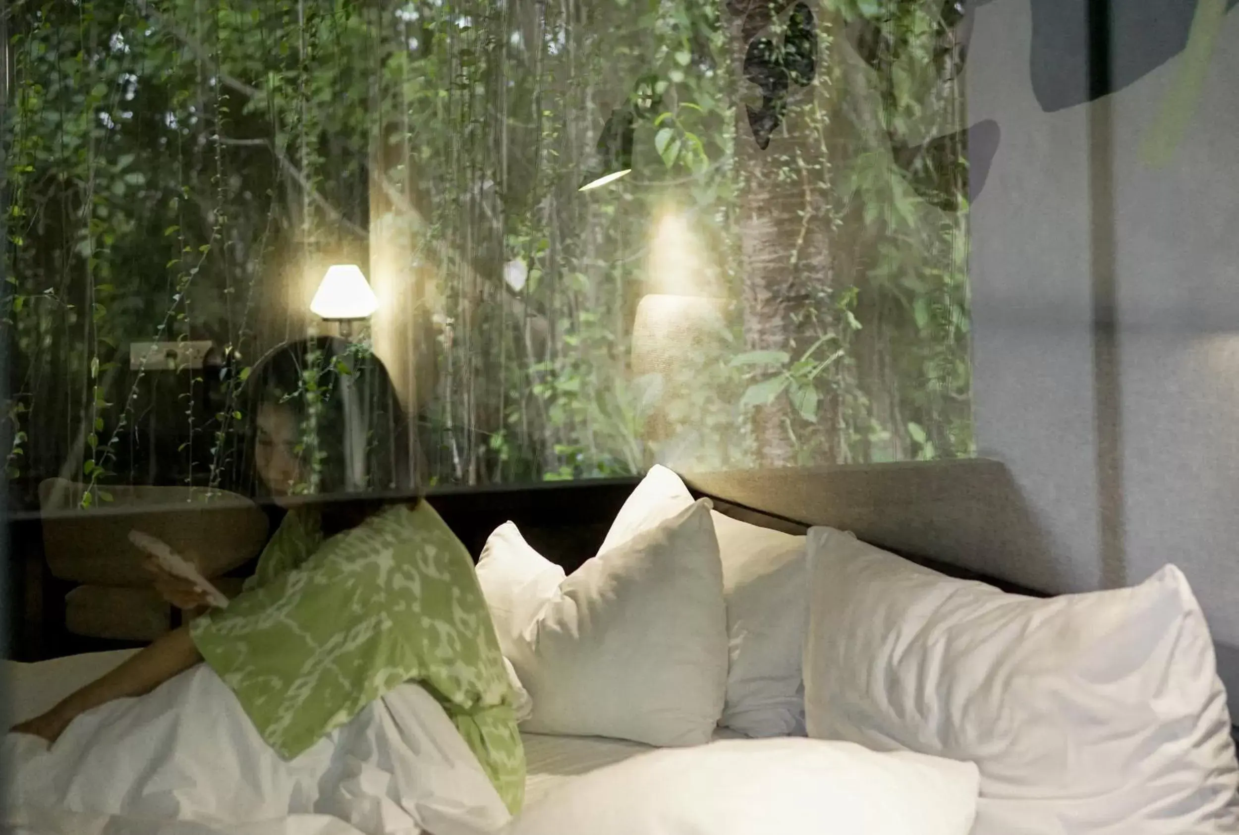 Bedroom, Bed in ARTOTEL Haniman Ubud