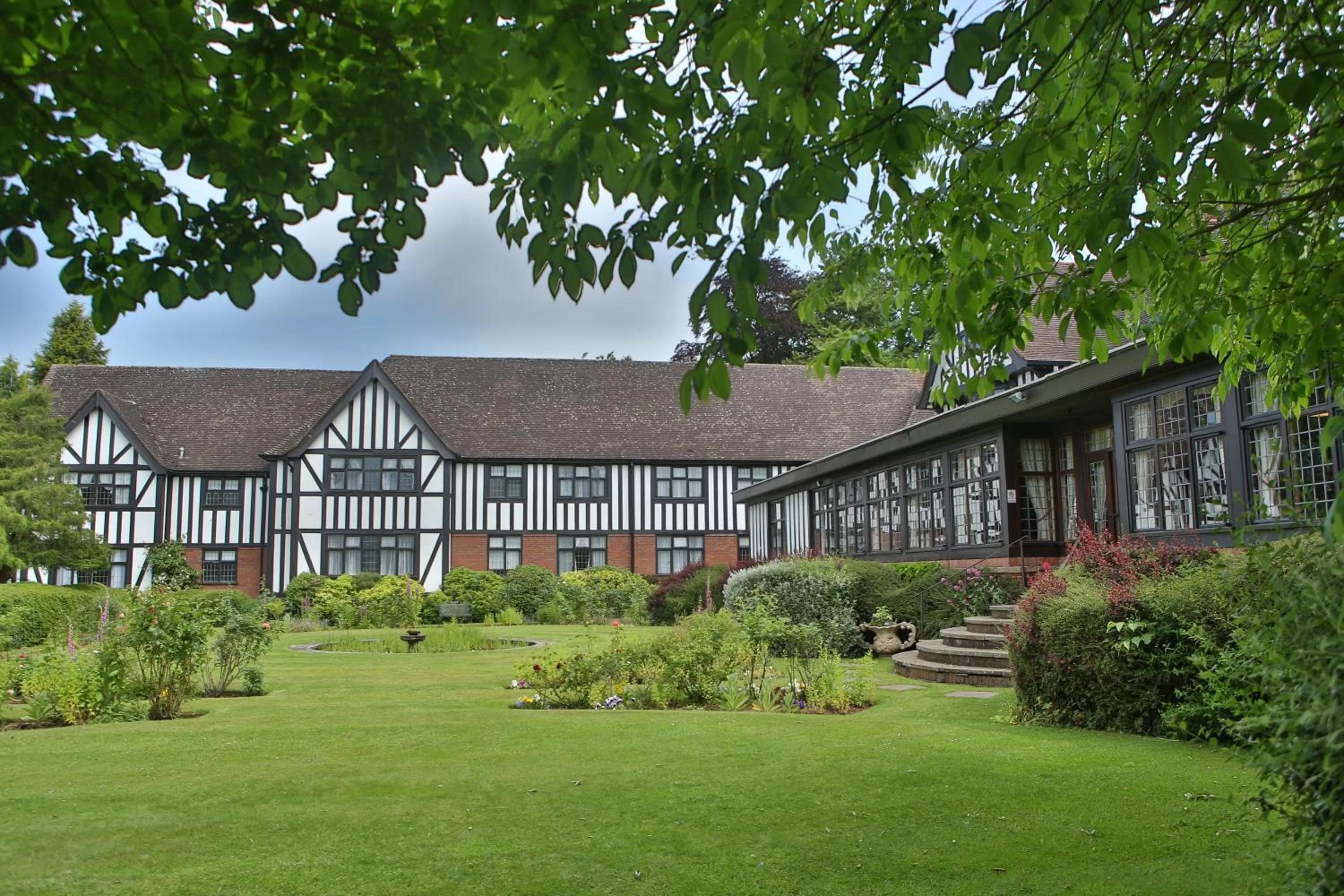 Garden in Hogarths Stone Manor