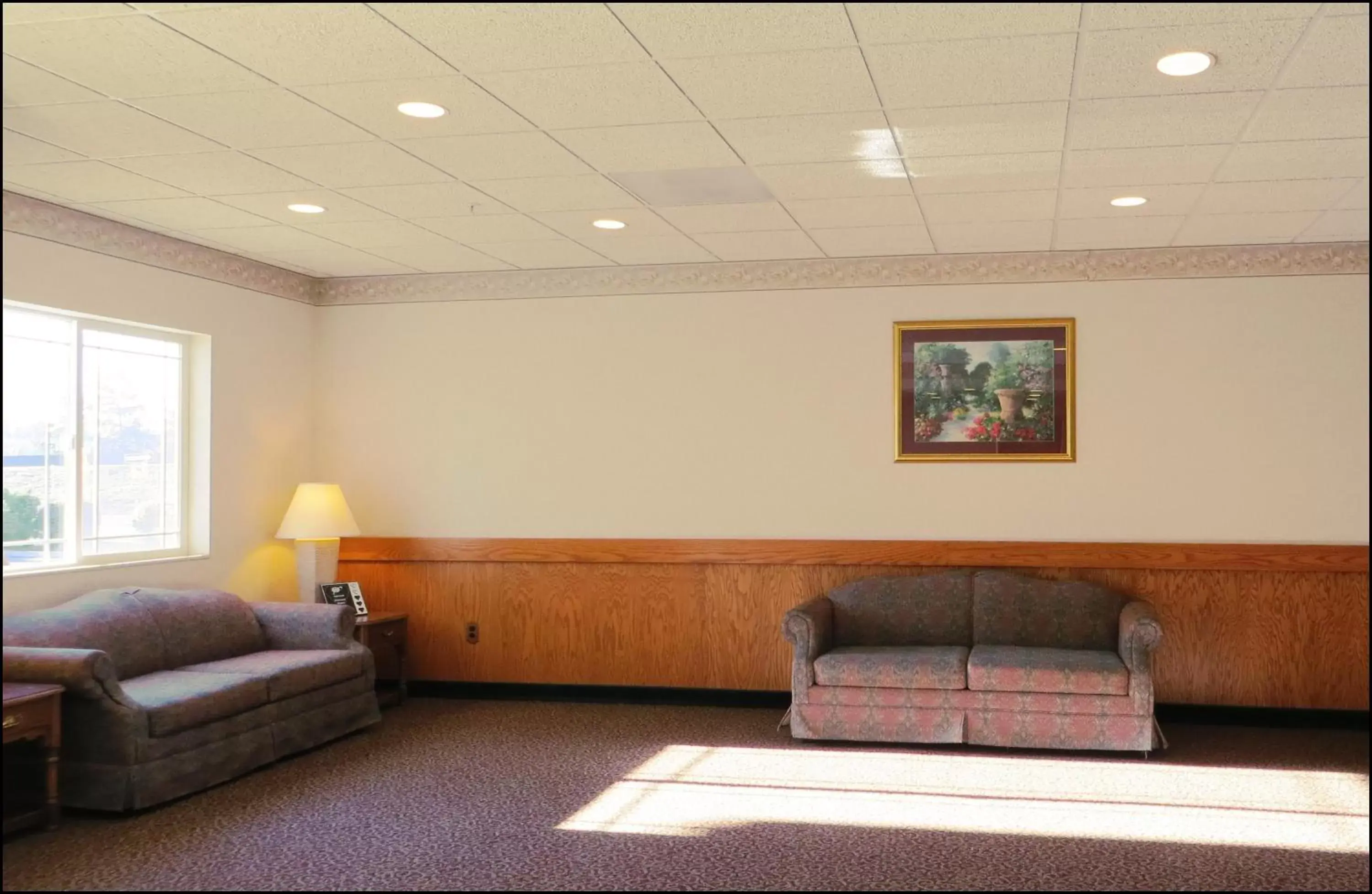 Lobby or reception, Seating Area in Peppermill Empress Inn