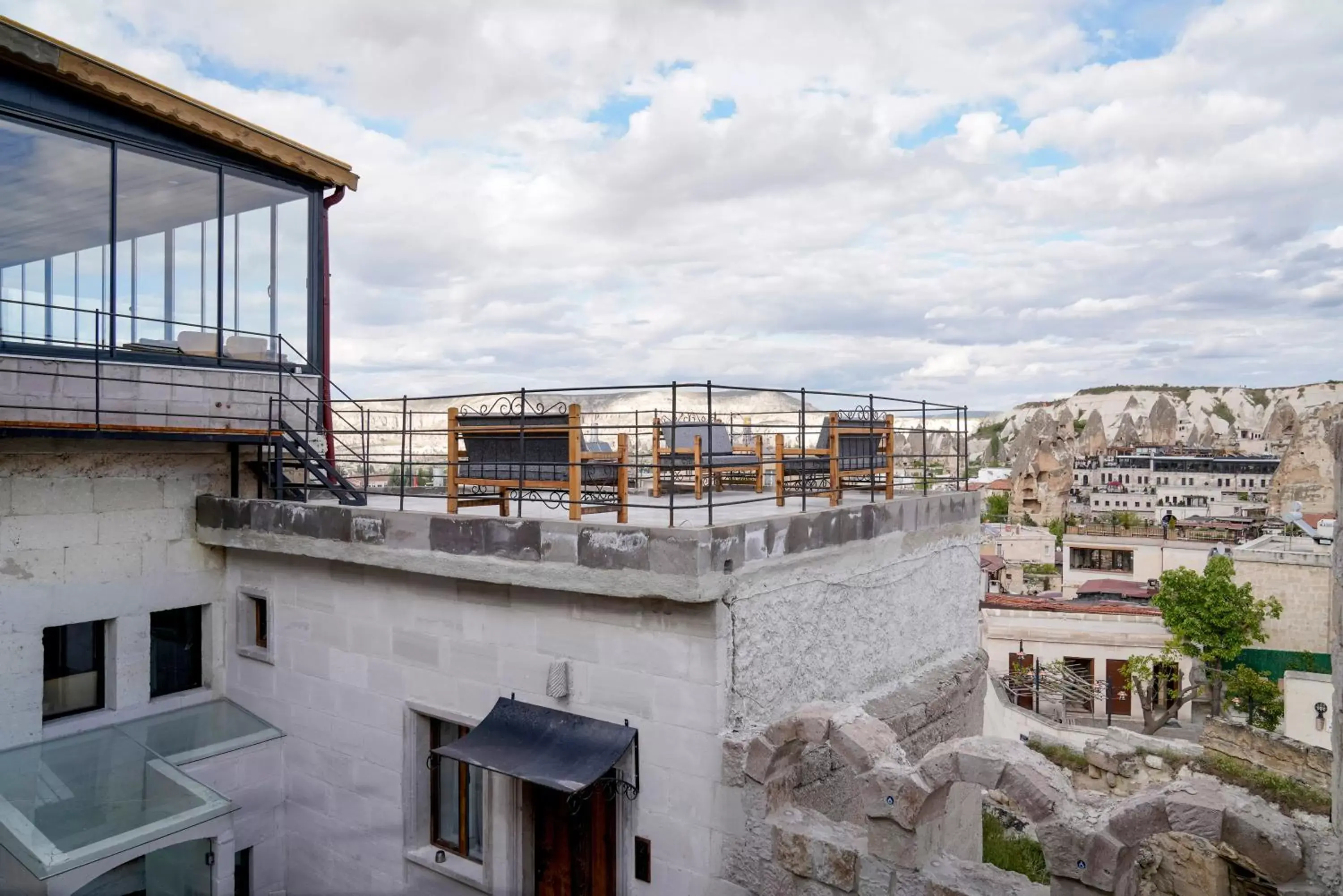 City view in Concept Cave House City view in Concept Cave House