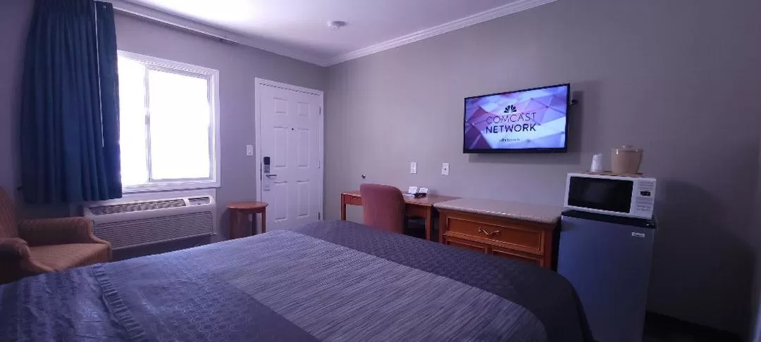 Bed in Rodeway Inn Chico University Area