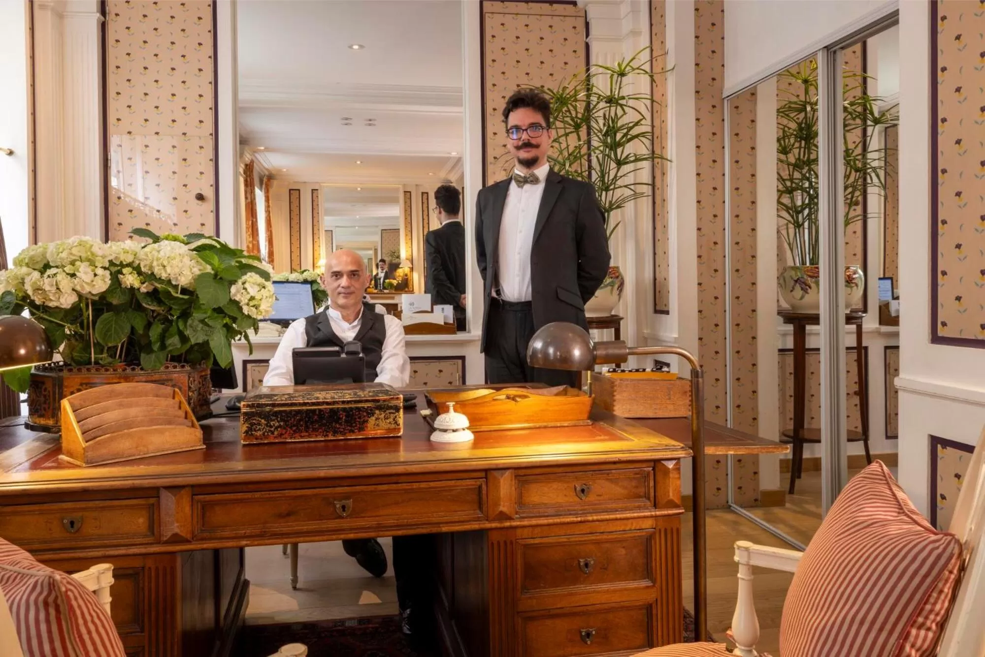 Lobby or reception in Hôtel Le Saint Gregoire