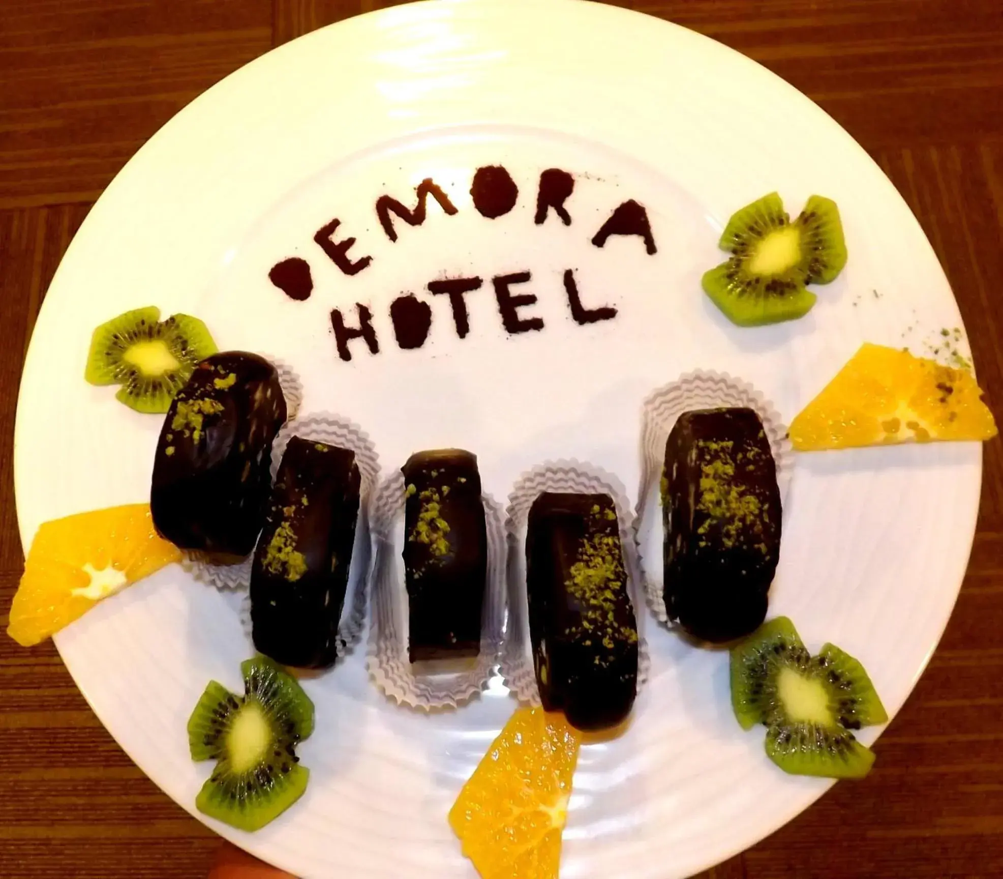 Food and drinks in Demora Hotel