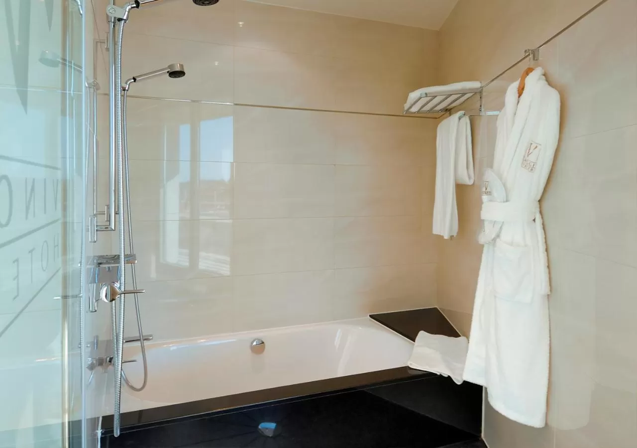 Decorative detail in Vincci Frontaura