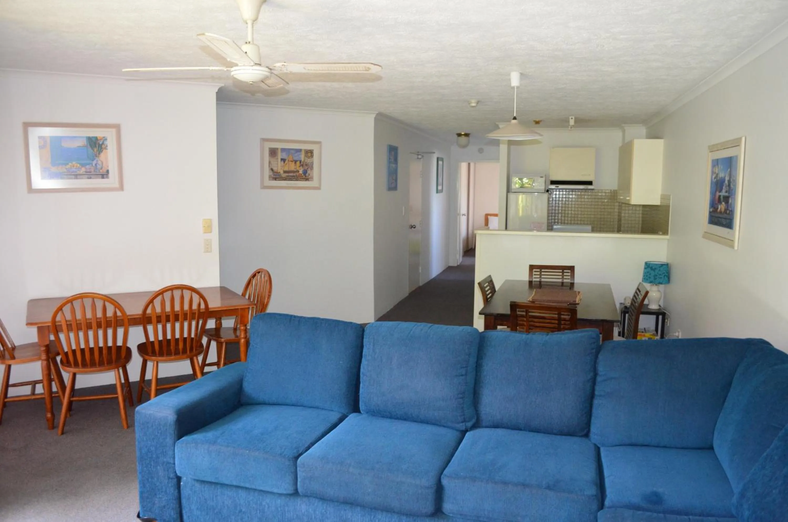 Seating area in Enderley Gardens Resort