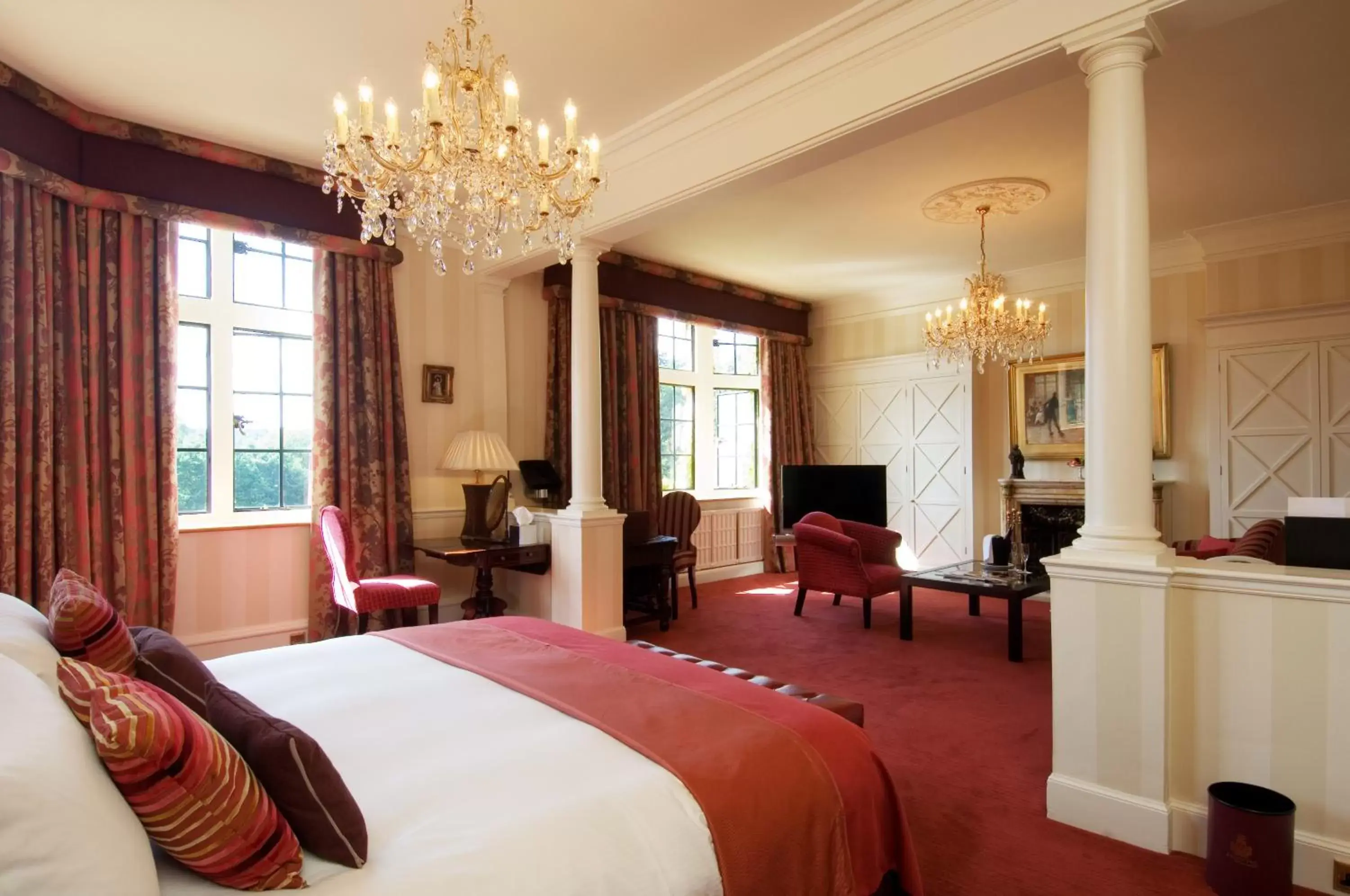 Bed in Pennyhill Park Hotel and Spa