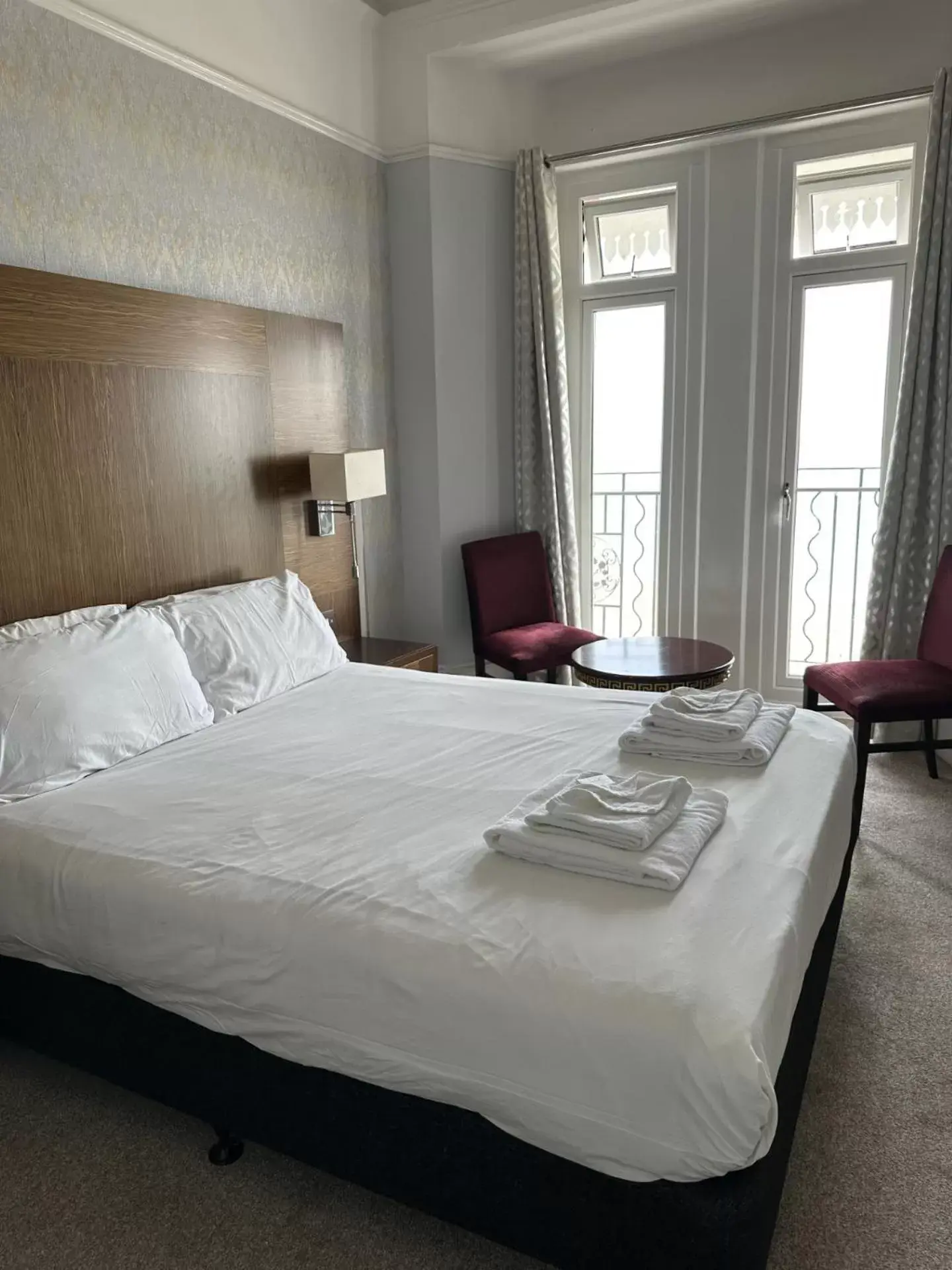 Bed in Glastonbury Hotel
