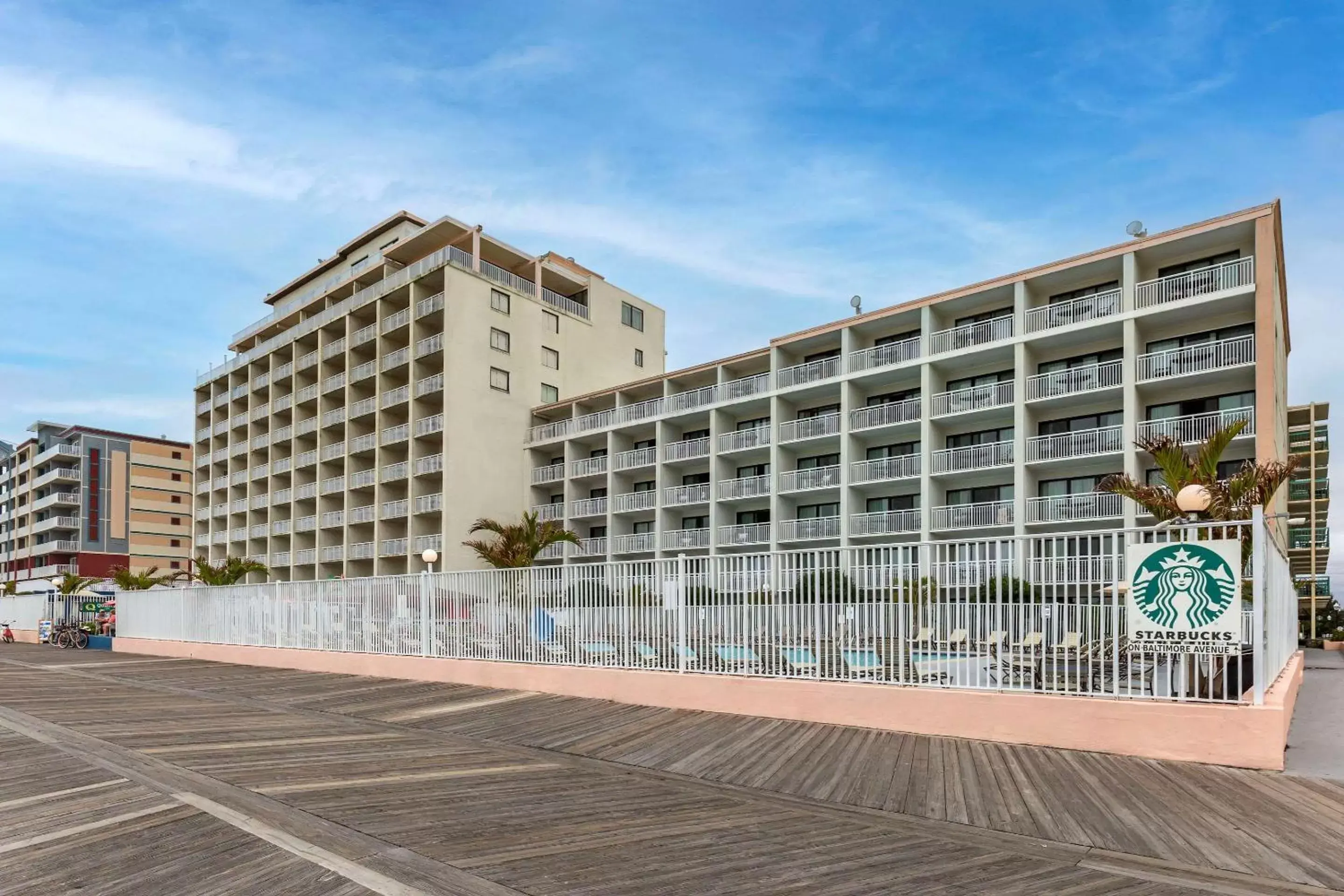 Property Building in Quality Inn Boardwalk