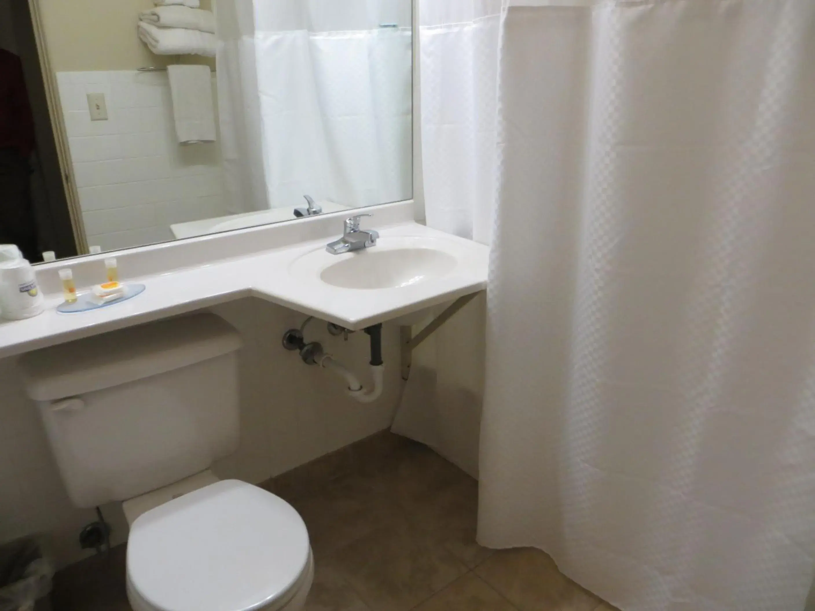 Toilet, Bathroom in Days Inn by Wyndham Custer