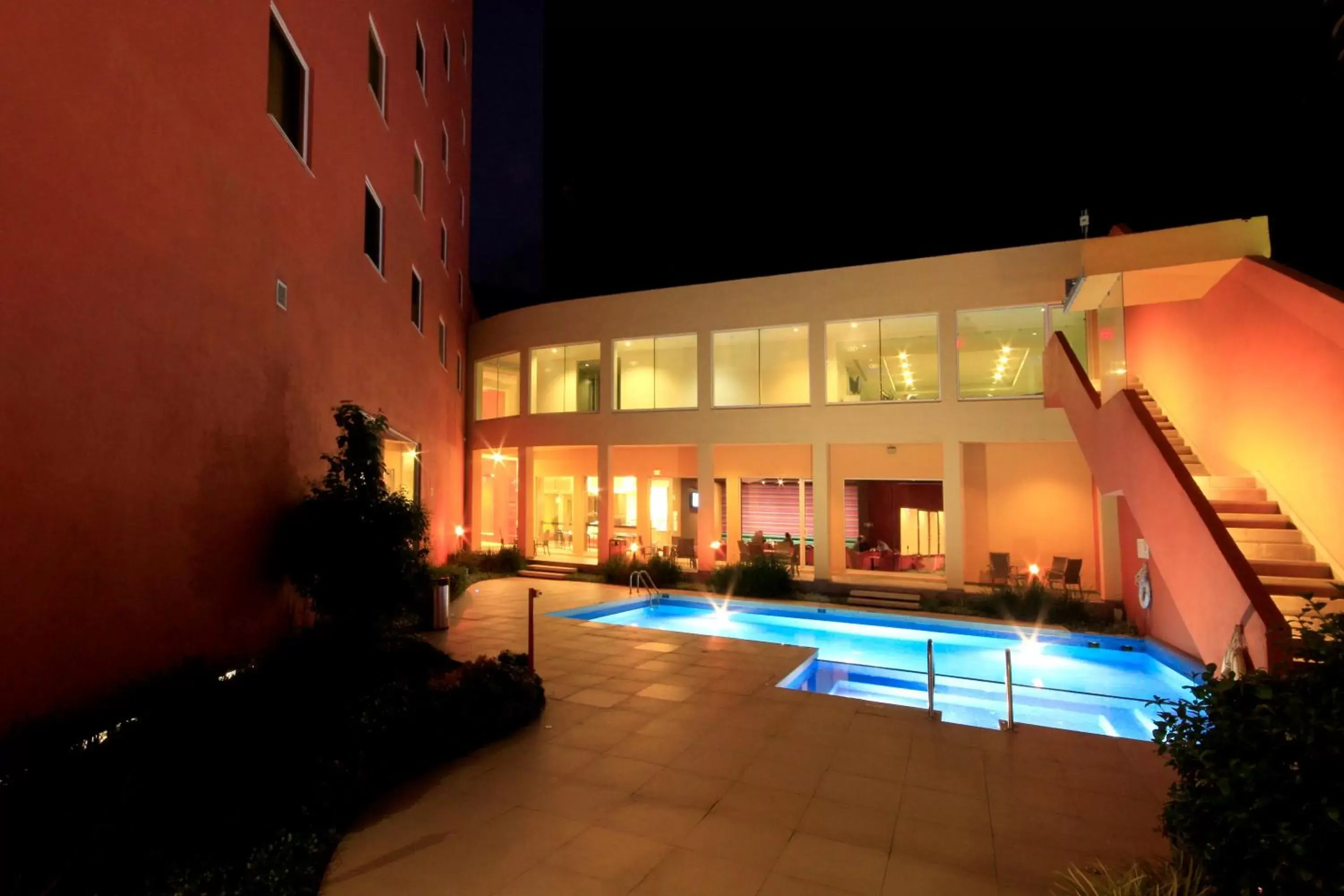 Swimming Pool in Crowne Plaza Monterrey Aeropuerto, an IHG Hotel