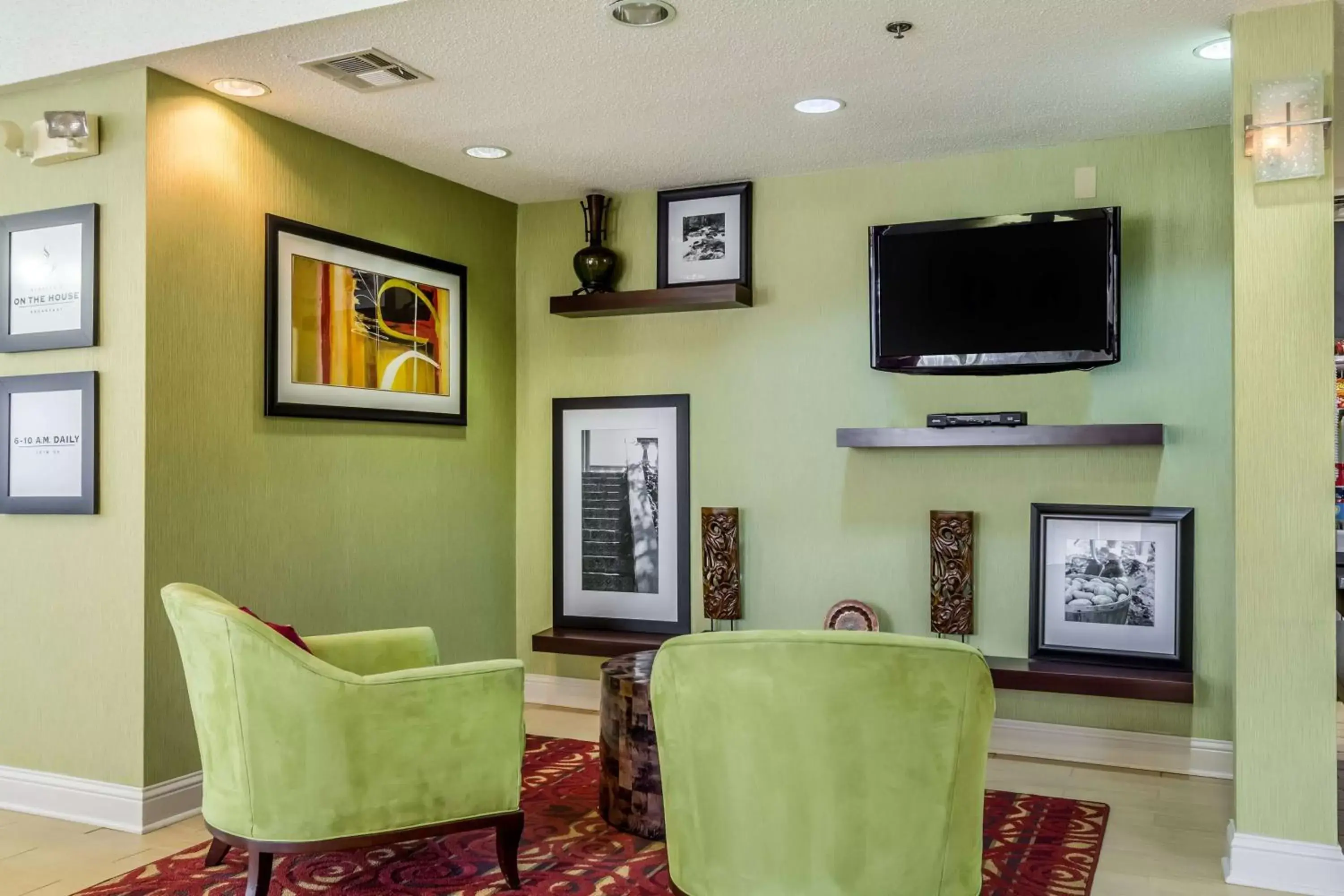 Lobby or reception in Hampton Inn Jackson Pearl Intrntl Airport Lobby or reception in Hampton Inn Jackson Pearl Intrntl Airport