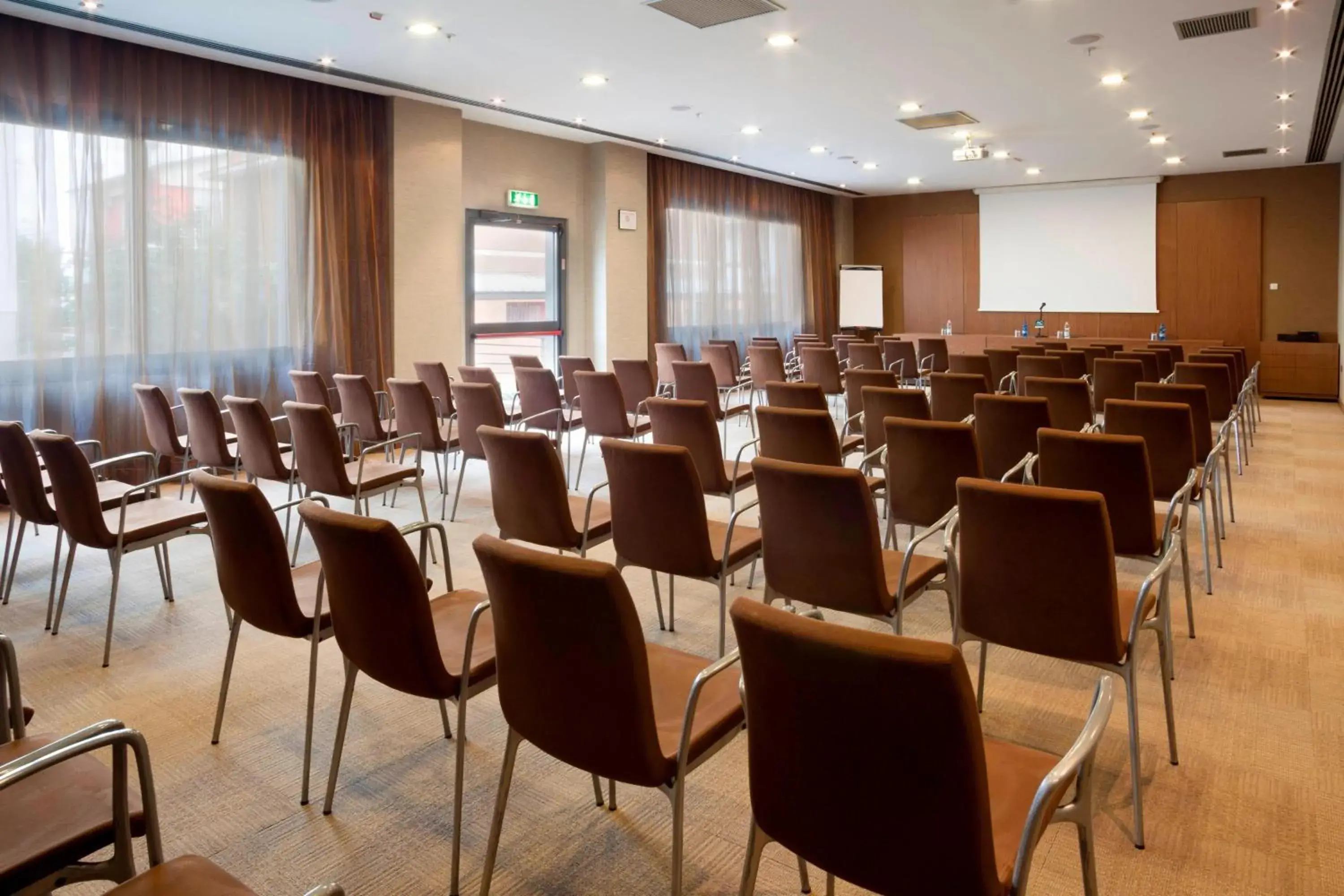 Meeting/conference room in AC Hotel Vicenza by Marriott