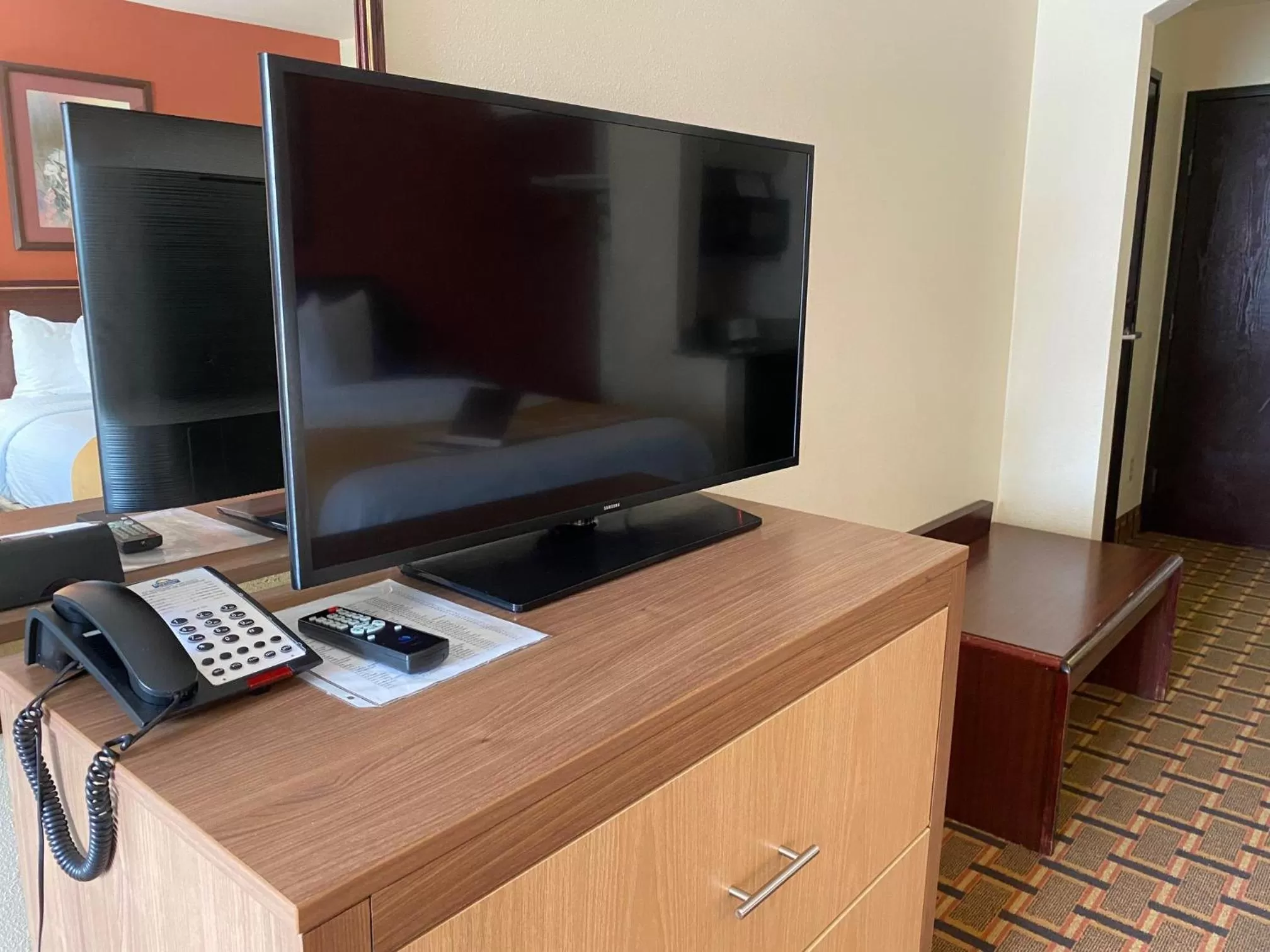 Deluxe King Studio Suite - Non-Smoking in Days Inn by Wyndham Dallas Plano